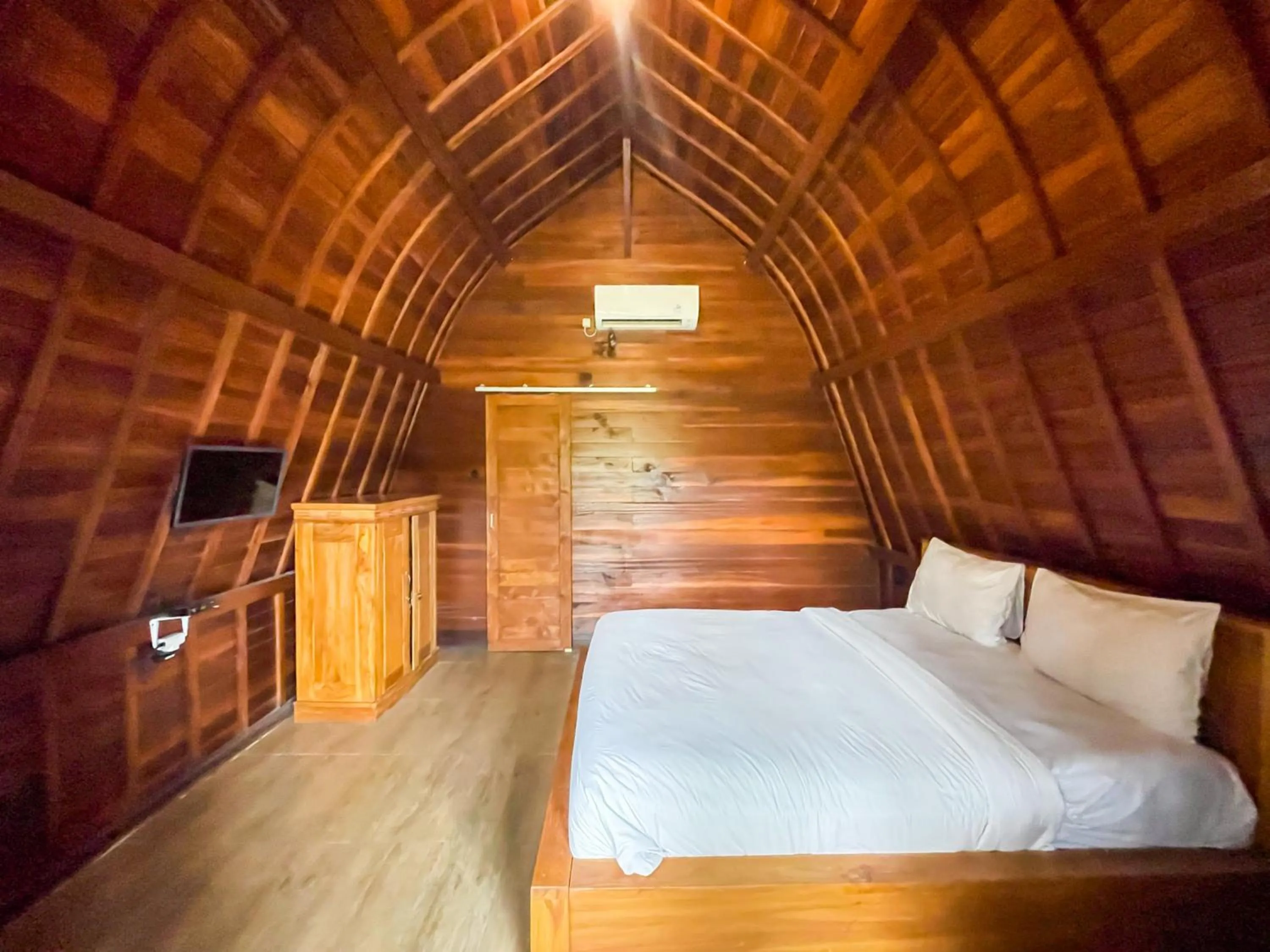 Standard Double Room in Lilis Aksito Akusara by Lavana