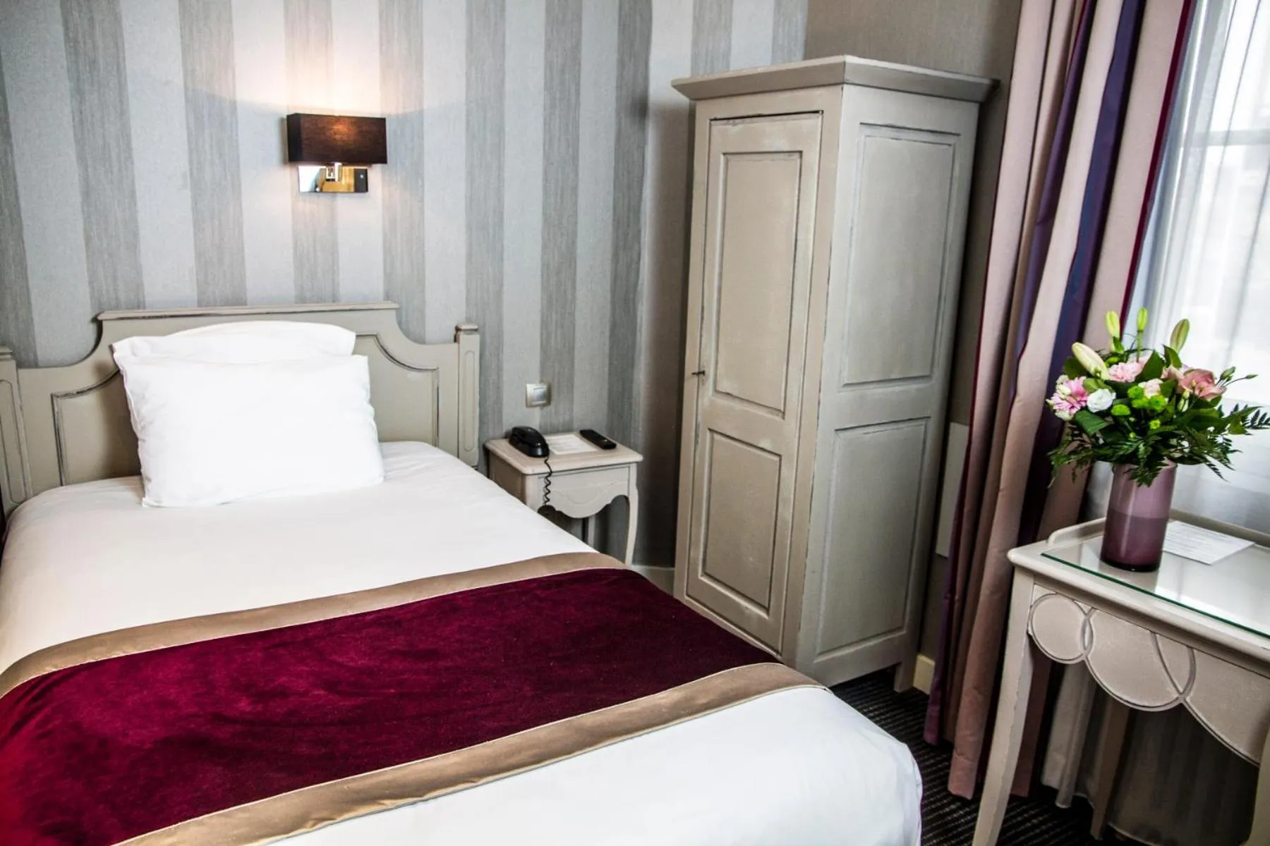 Standard Single Room (1 single bed) in Hôtel Concordia Le Mans Centre Gare