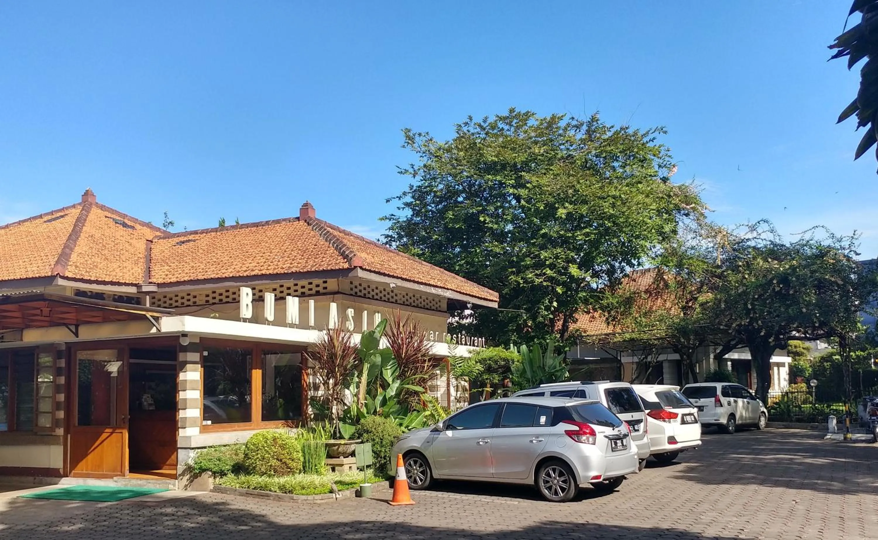 Hotel Bumi Asih Gedung Sate Bandung