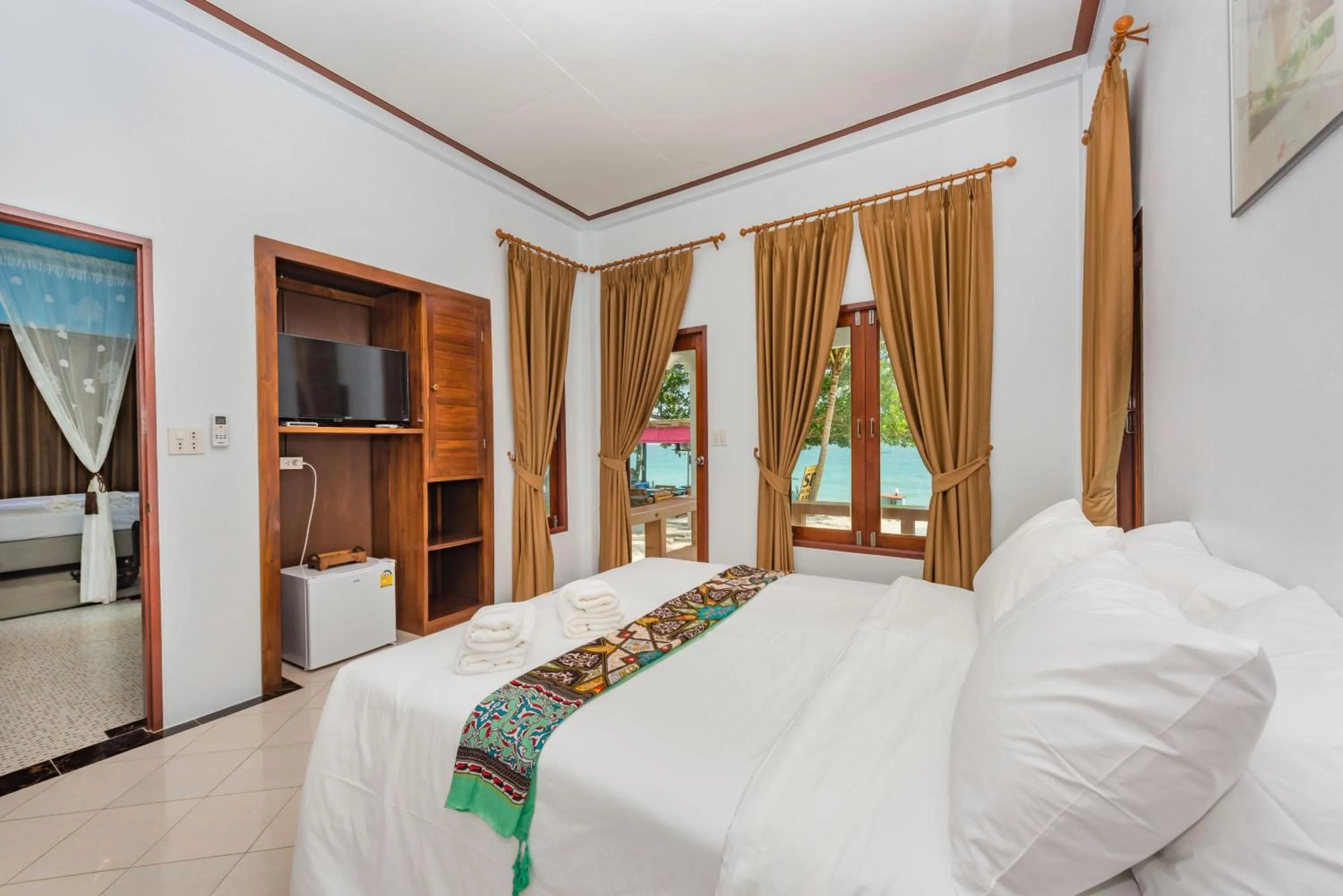Standard Double or Twin Room with Sea View in The Boutique Khanom