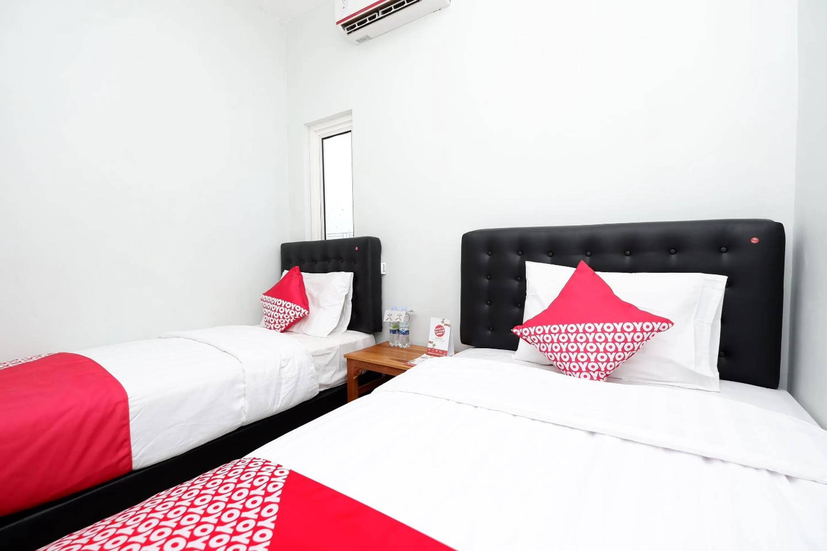 Standard Twin Room in Hotel O Palebon Residence