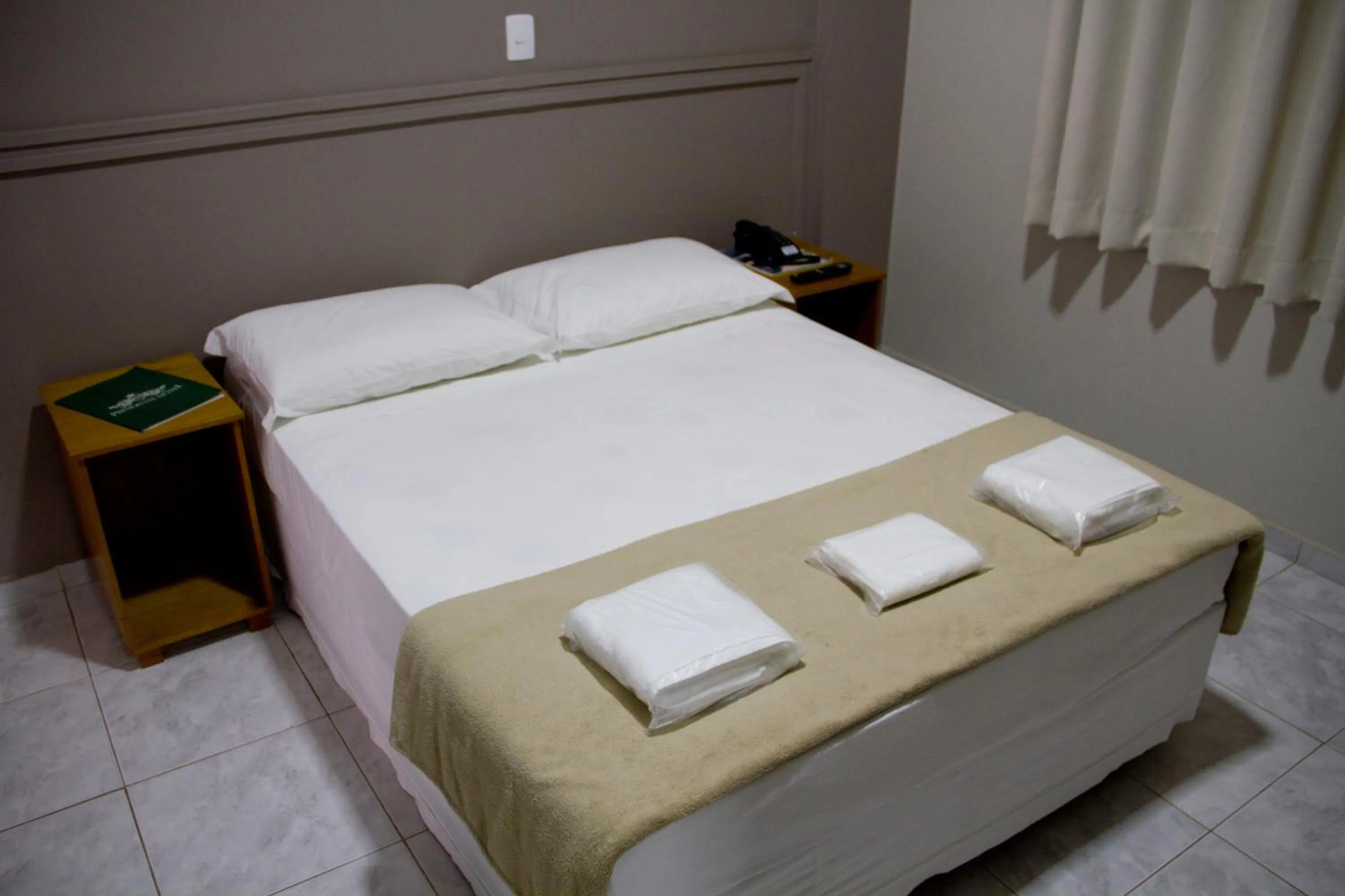 Luxury Room with Double Bed - single occupancy in Presidente Hotel