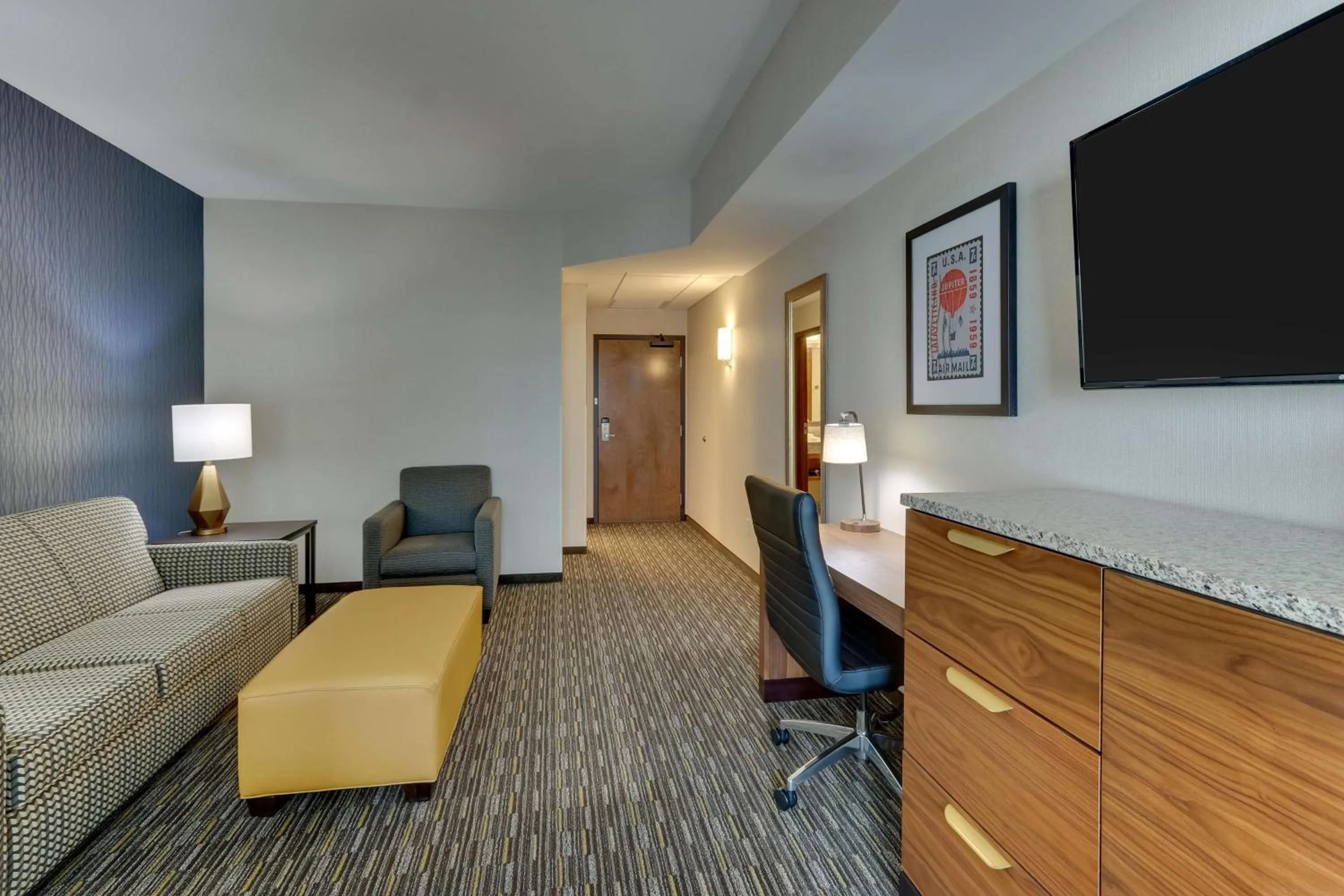 Superior King Room with Sofa Sleeper in Drury Inn & Suites Lafayette IN