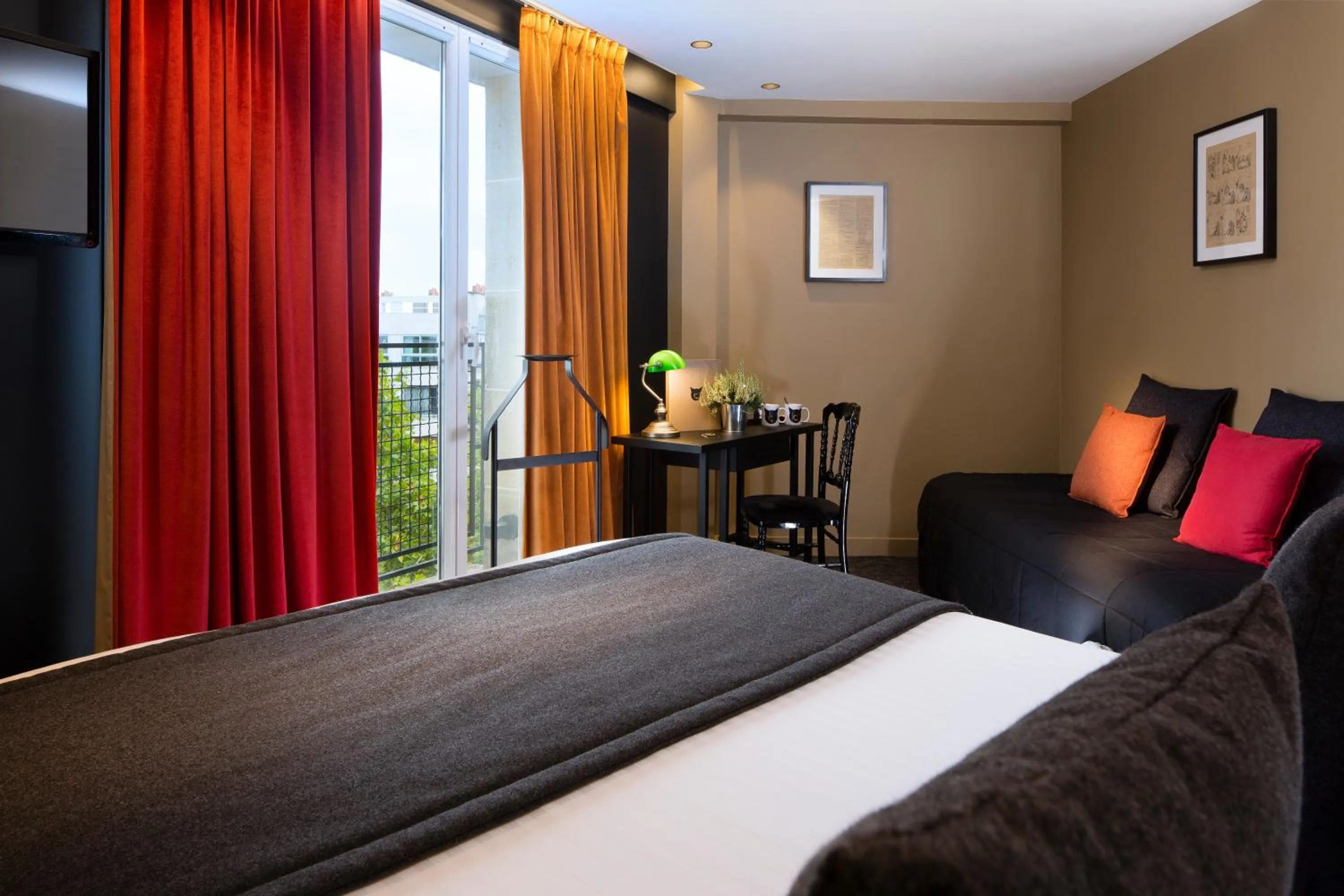 Superior Double or Twin Room in Hotel Le Chat Noir