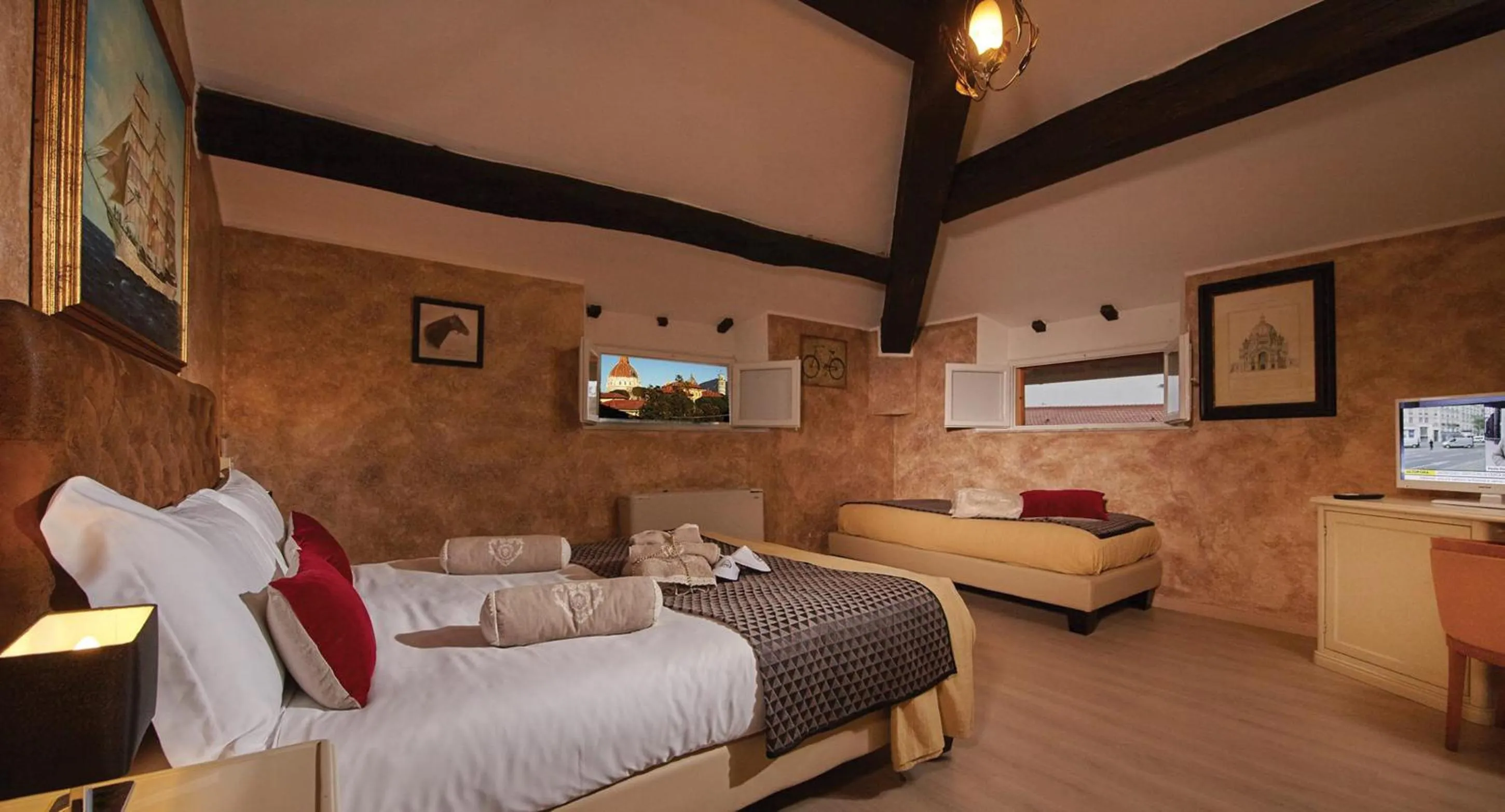 Attic Triple Room with Tower View in Villa Tower Inn