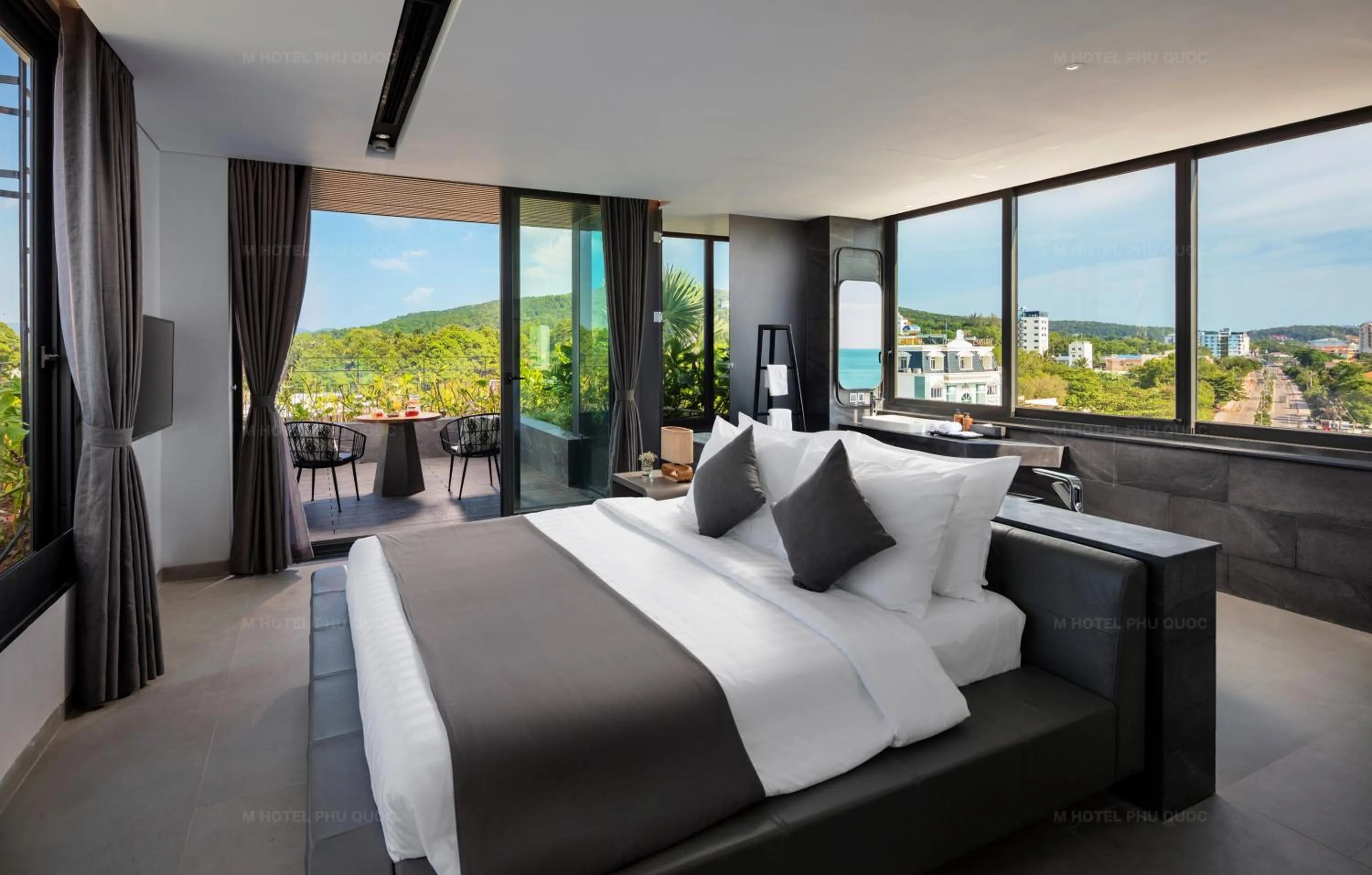 Rooftop Partial Seaview Suite  in M Hotel Phu Quoc
