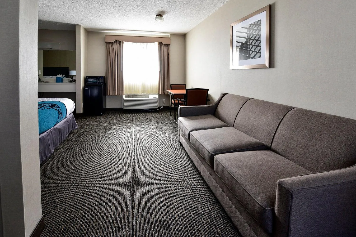 Executive Suite in City Center Inn and Suites