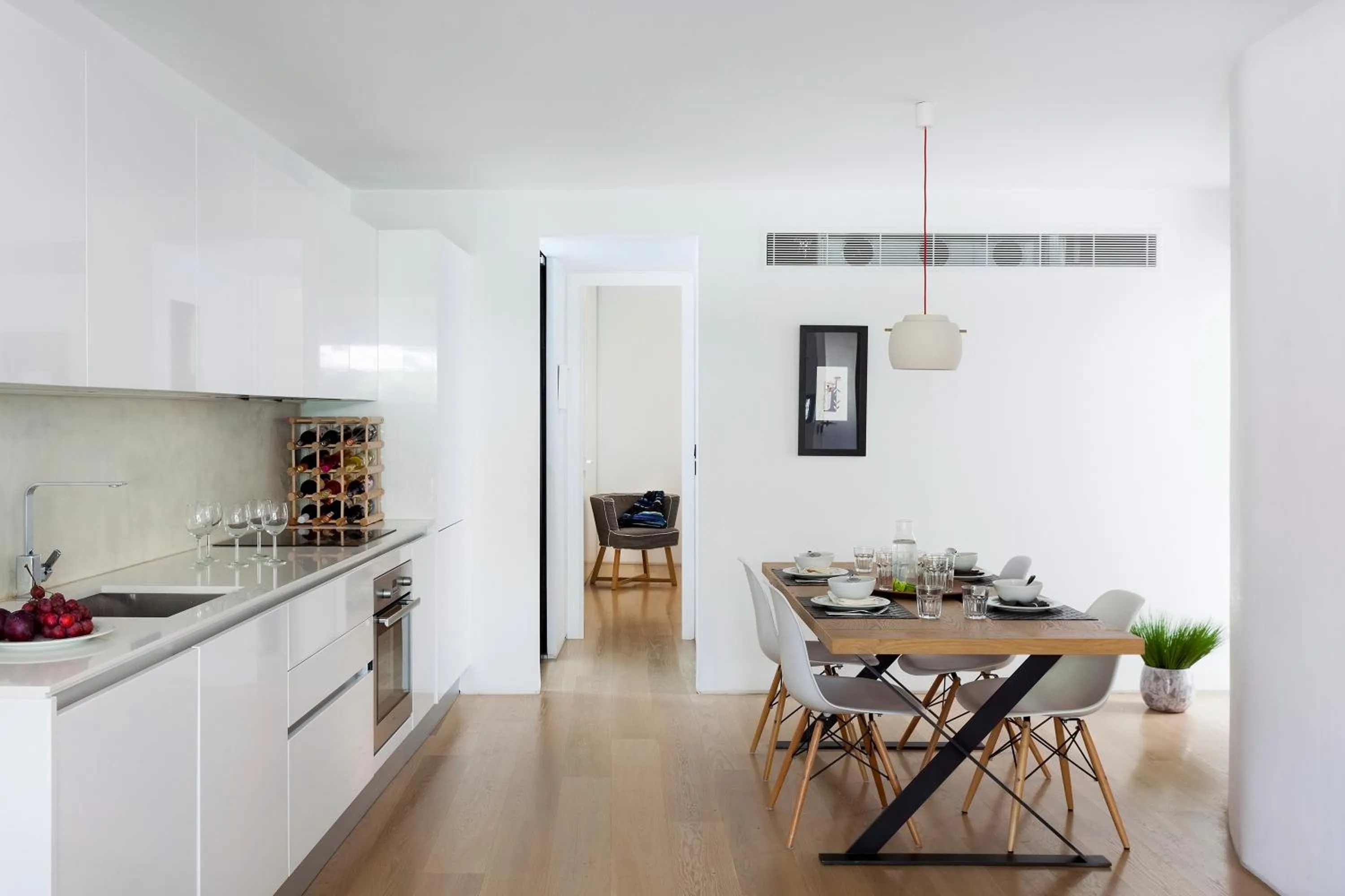 Family Maisonette in Urban Stripes Athens