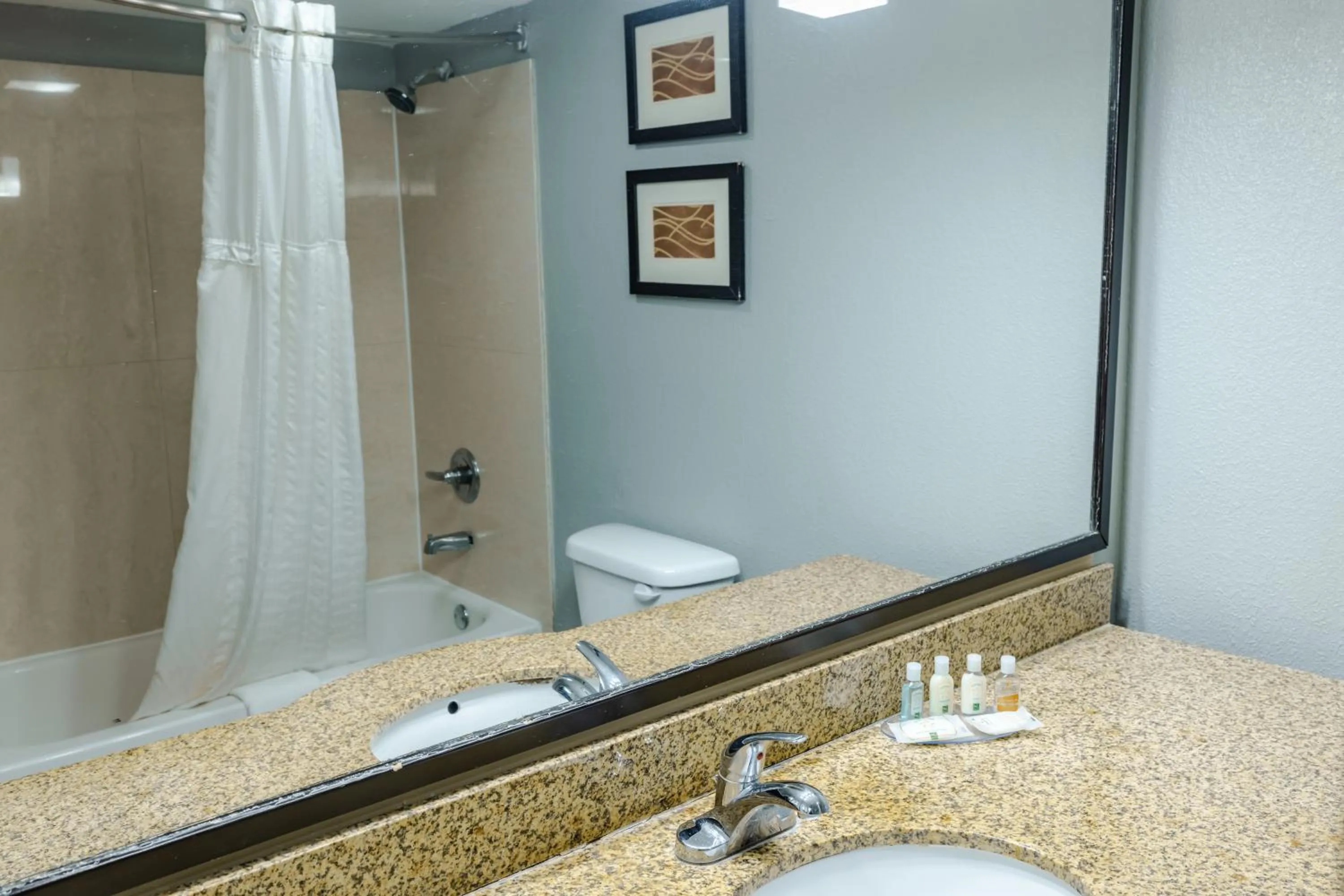 Standard Double Room - Non-Smoking in Quality Inn Olive Branch - Memphis South