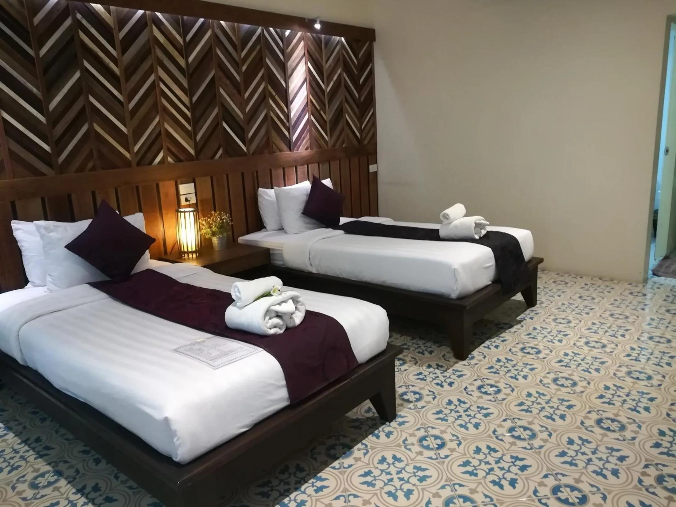 Standard Twin Room in Good Times Resort Kanchanaburi