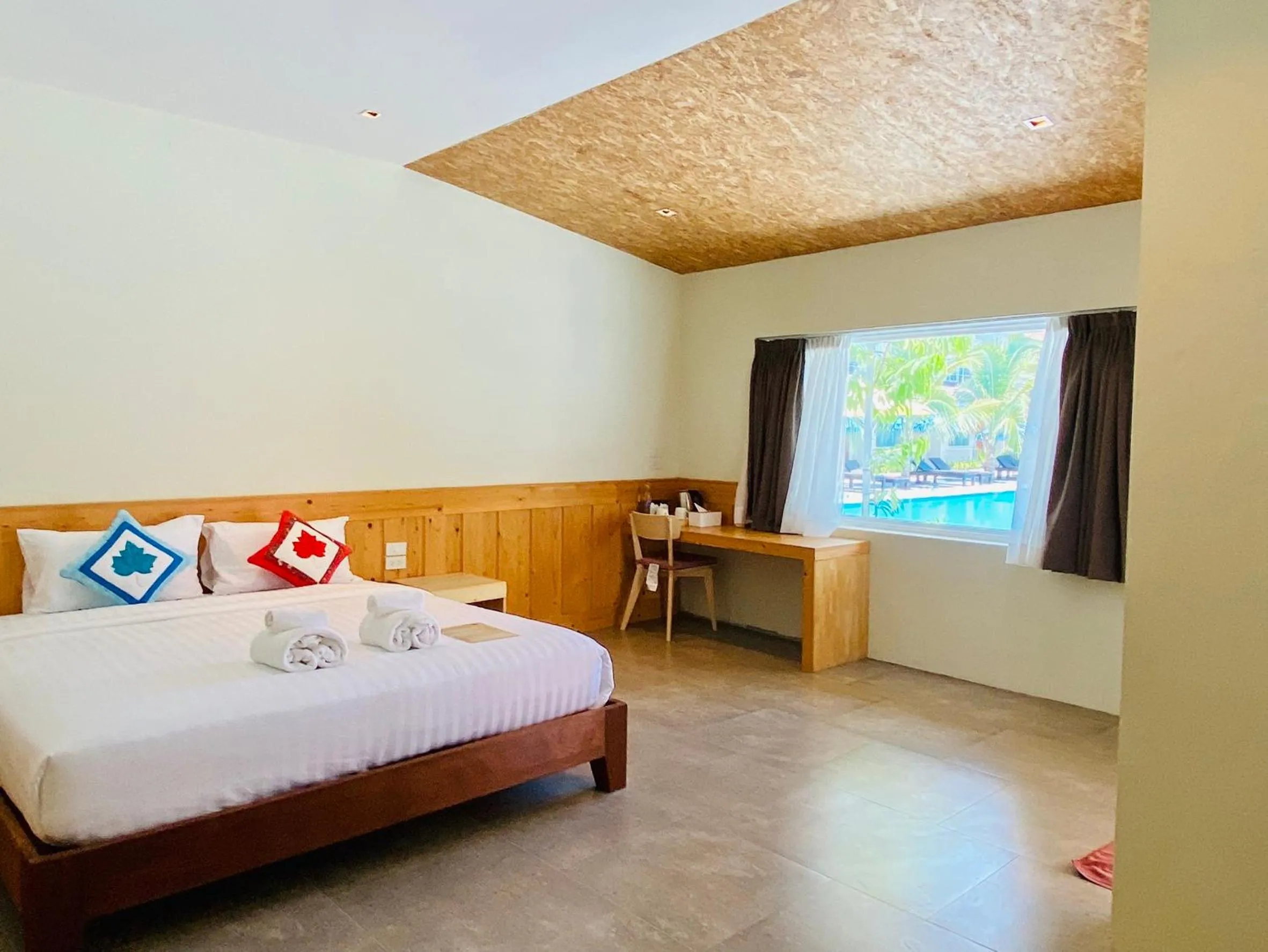 Deluxe Double Room in Good Times Resort Kanchanaburi