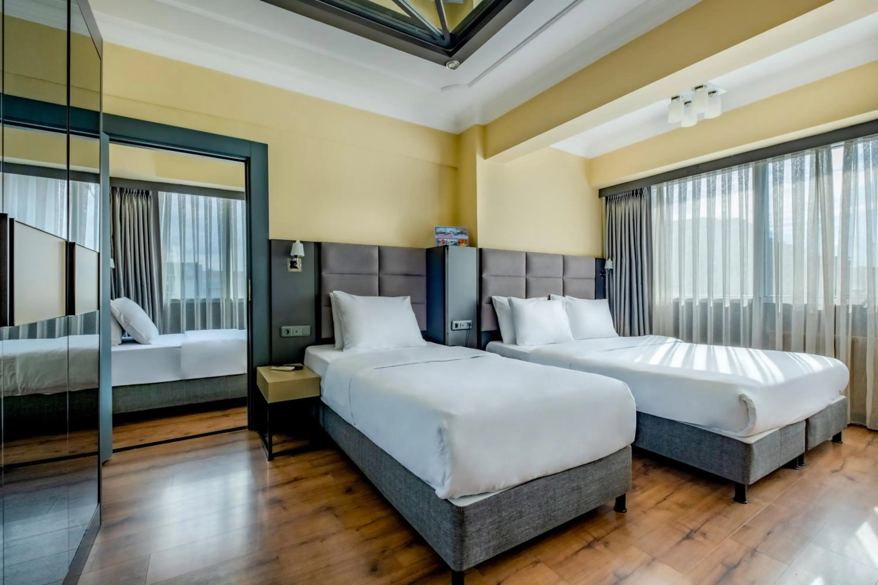 Deluxe Family Room in Frt Airlines Hotel - Istanbul Airport