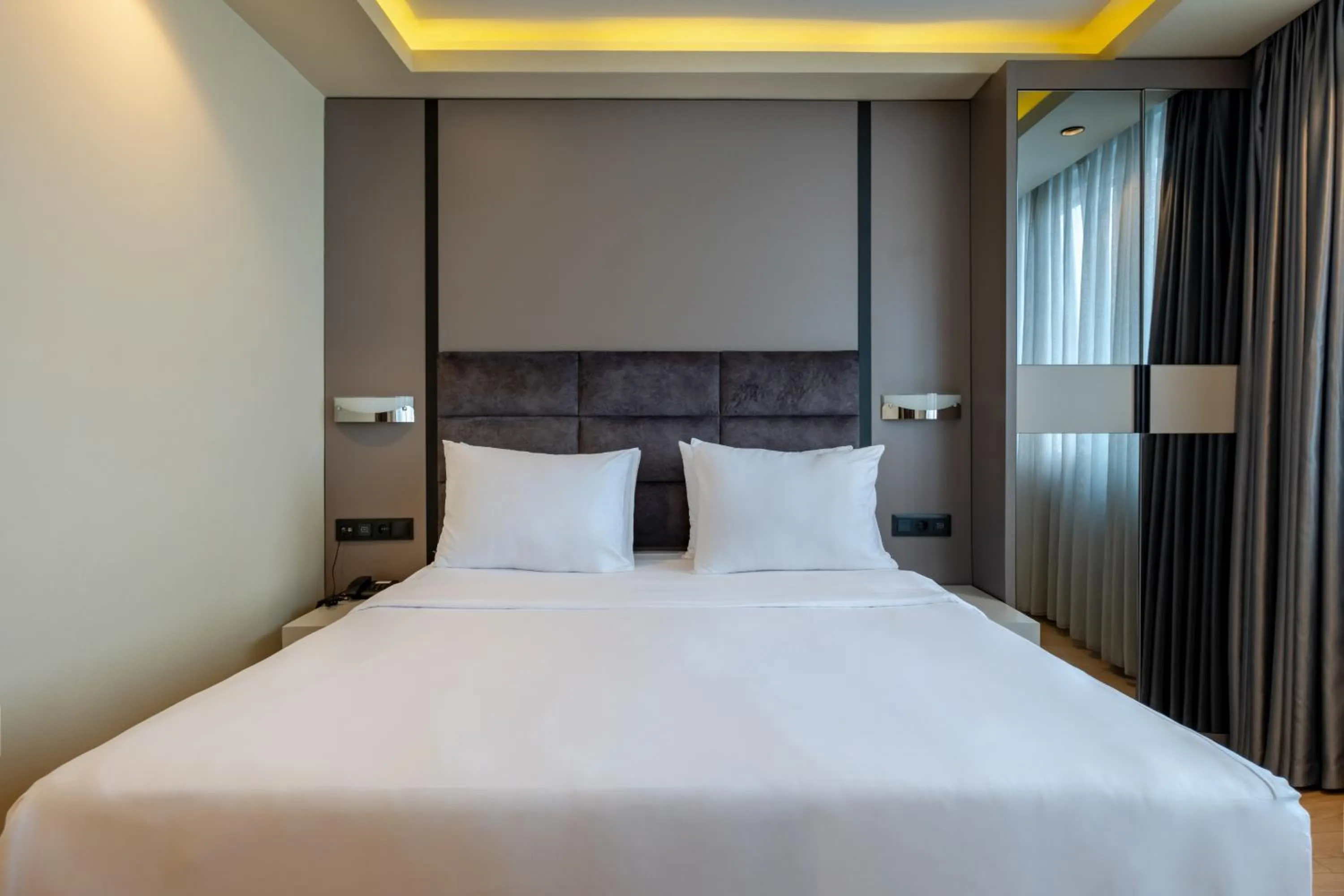 Standard King Room in Frt Airlines Hotel - Istanbul Airport