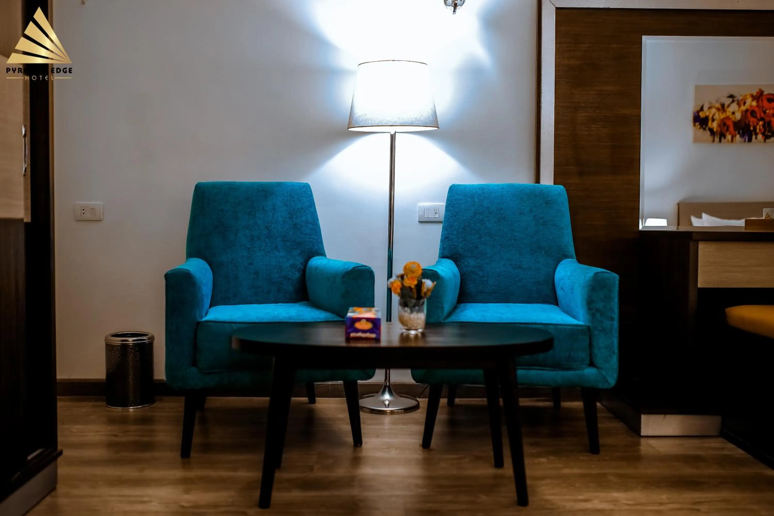 Standard Twin Room in Pyramid Edge Hotel & Exclusive Pyramids View Rooftop