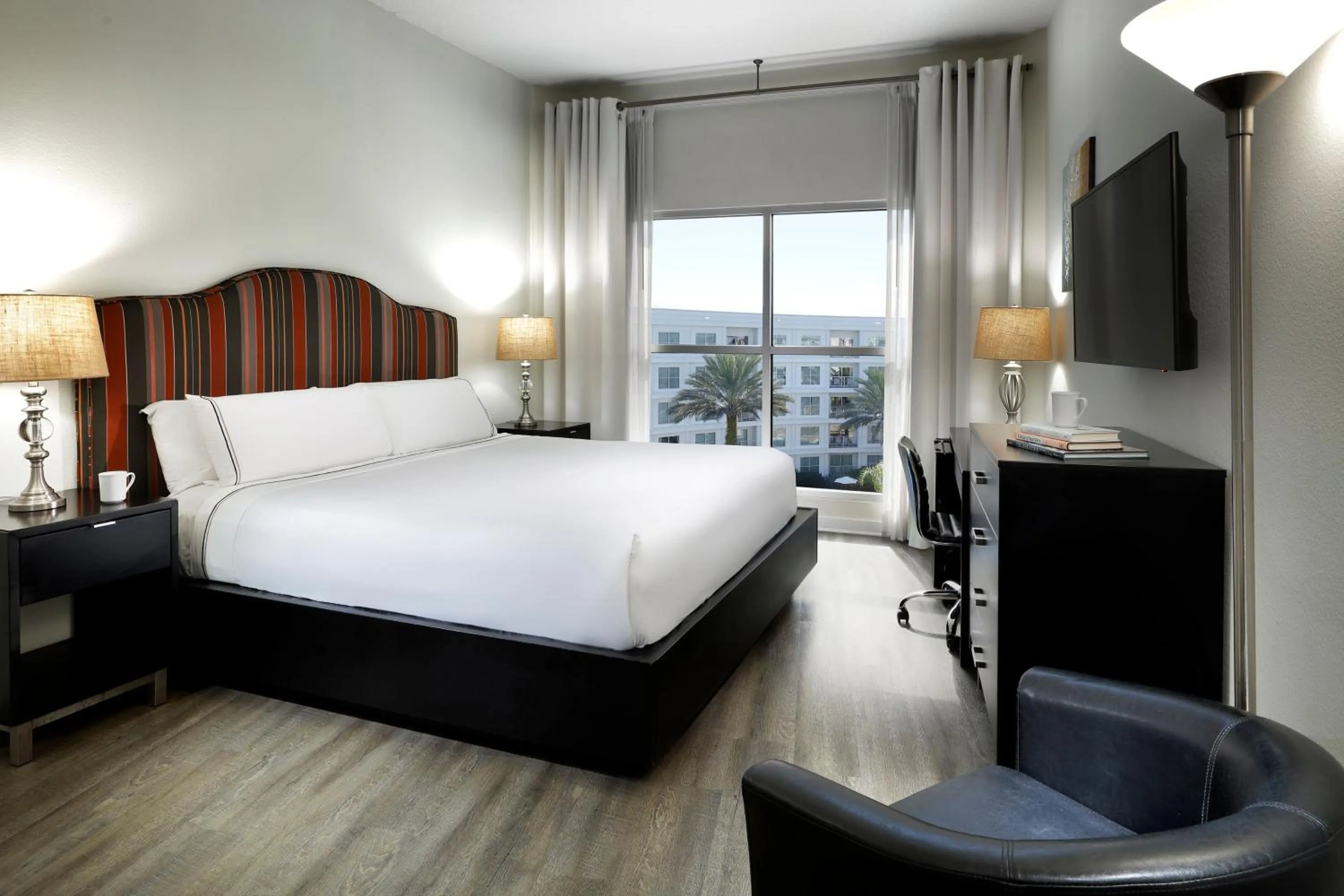 Two Bedroom Family Suite with Kitchen in Meliá Orlando Celebration