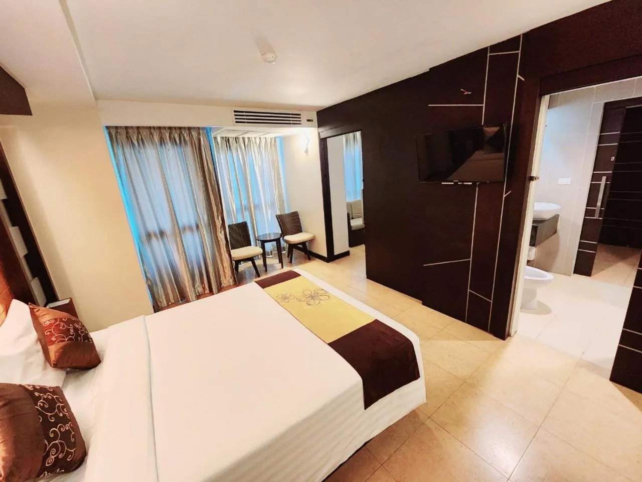Deluxe Suite in Sky dome resotel - โรงแรมสกายโดม รีโซเทล