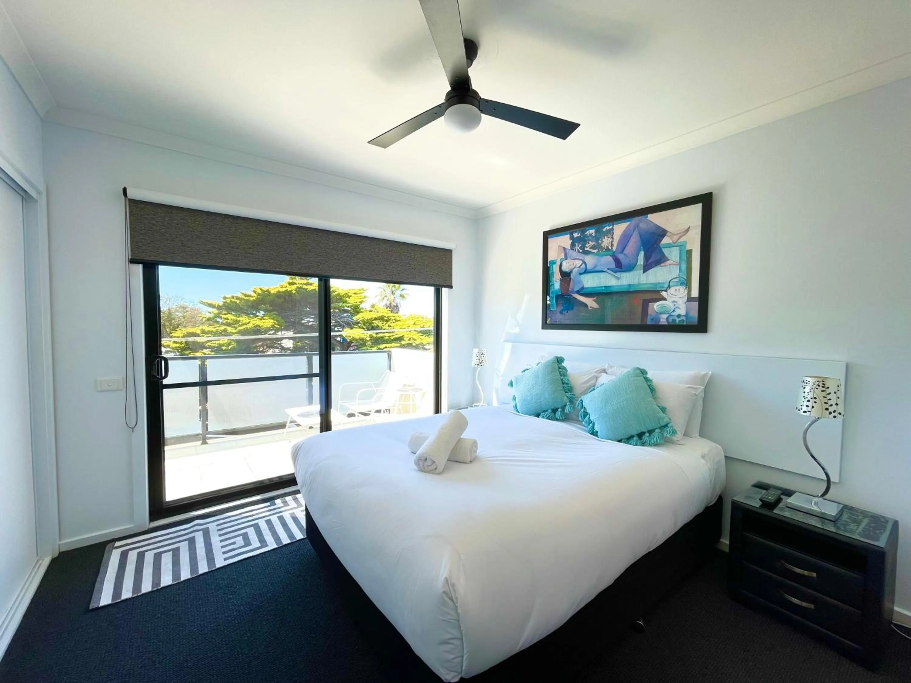 Three-Bedroom Apartment in Oceanic on Thompson Apartments