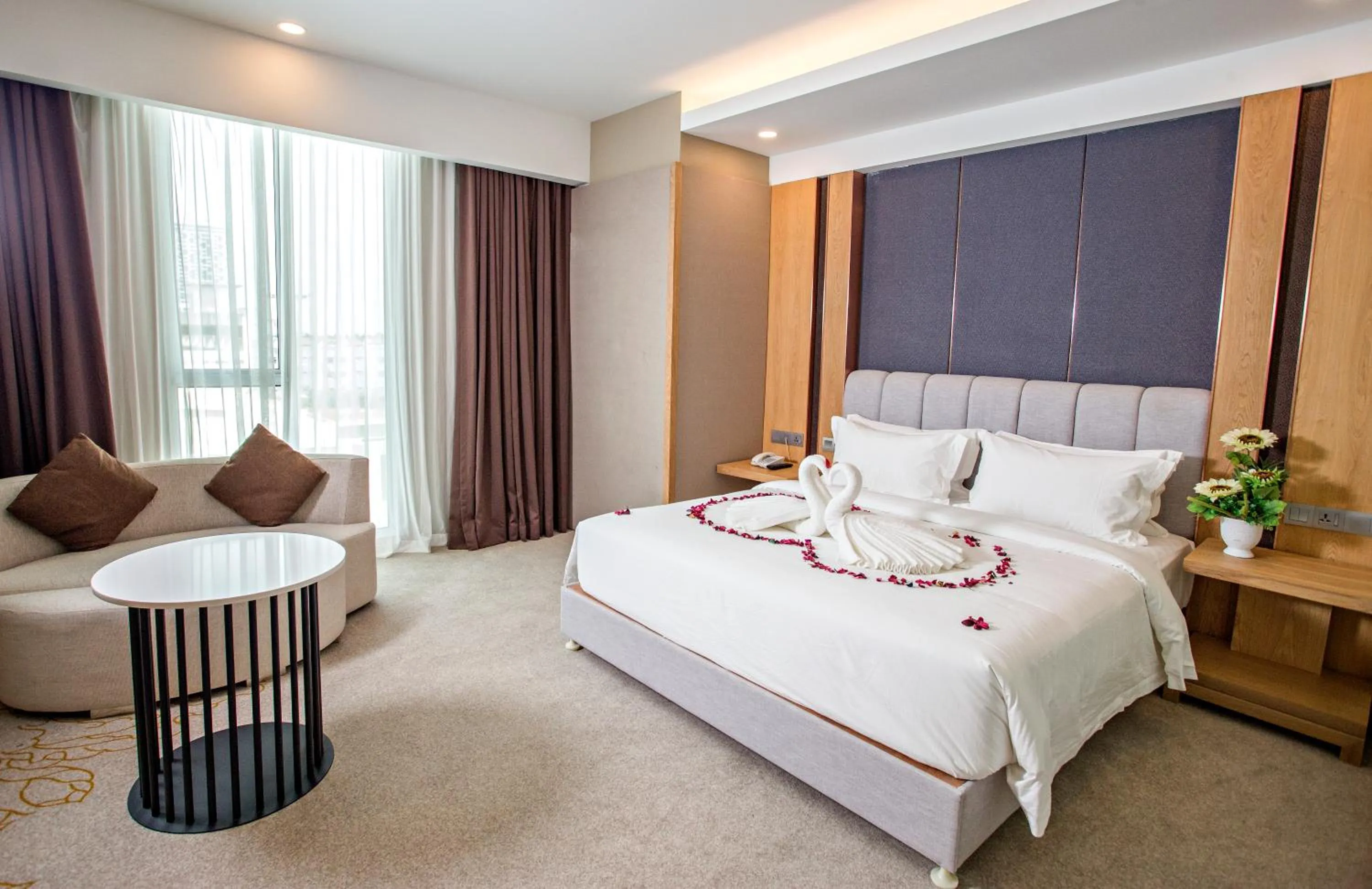 Suite in GRAND FLORA HOTEL