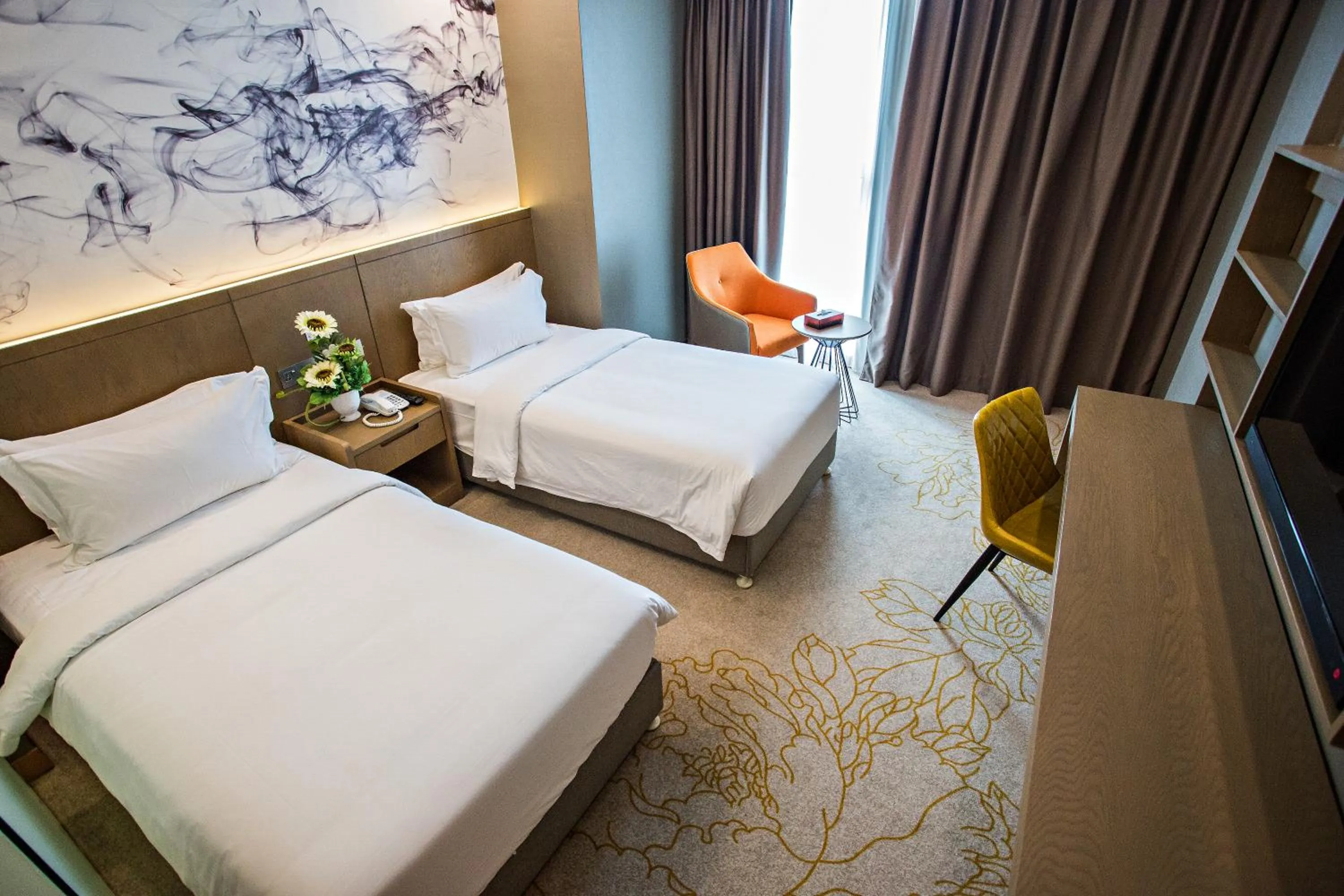 Superior Twin Room in GRAND FLORA HOTEL