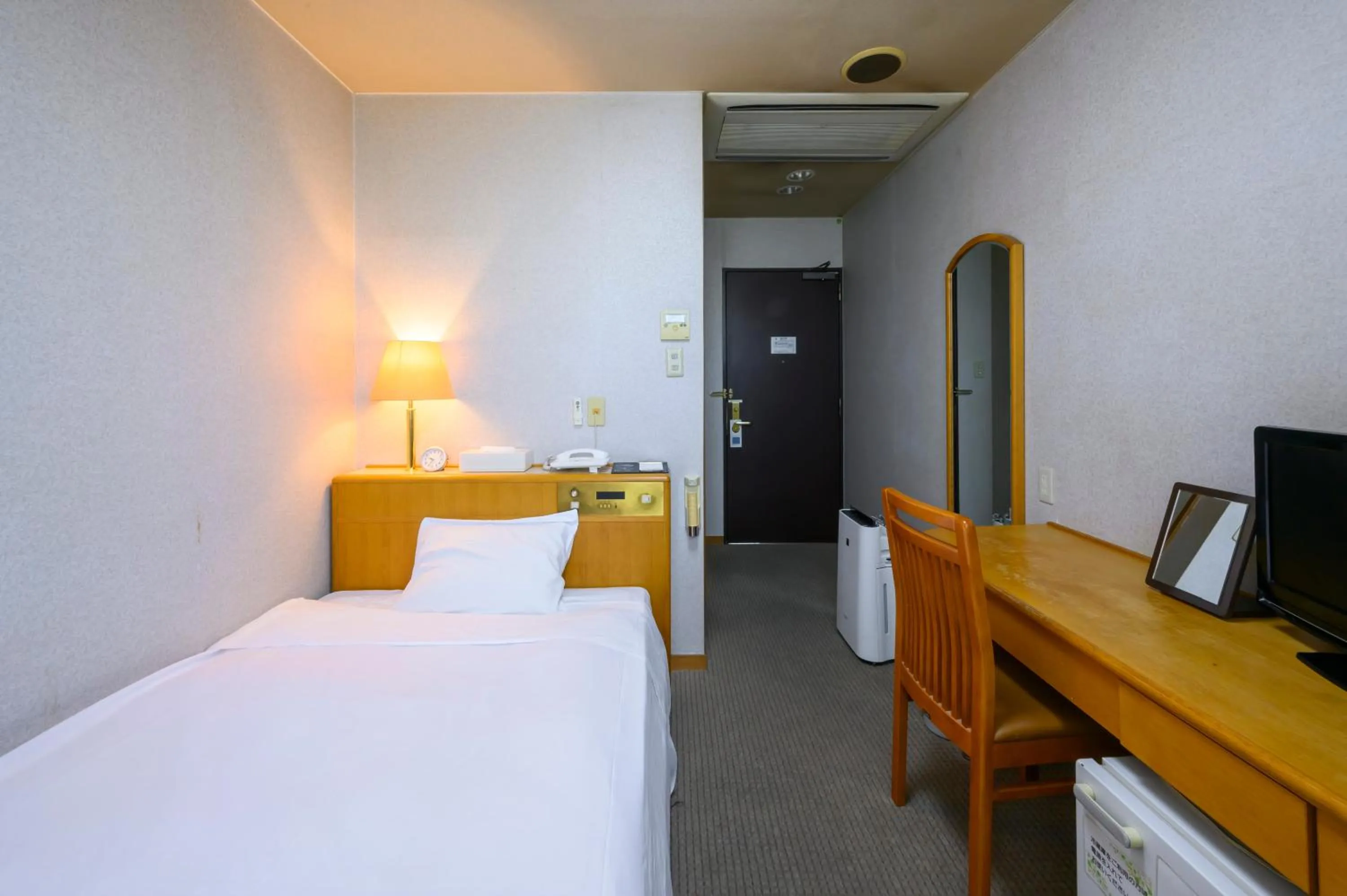 Single Room with Bathroom - single occupancy in Hotel Symphony Sagae Onsen