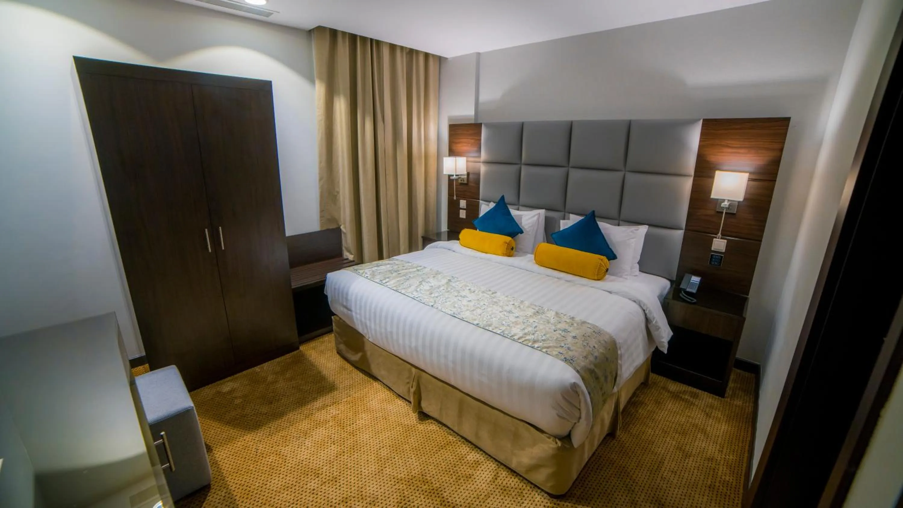 Family Suite in Holiday Villa Hail