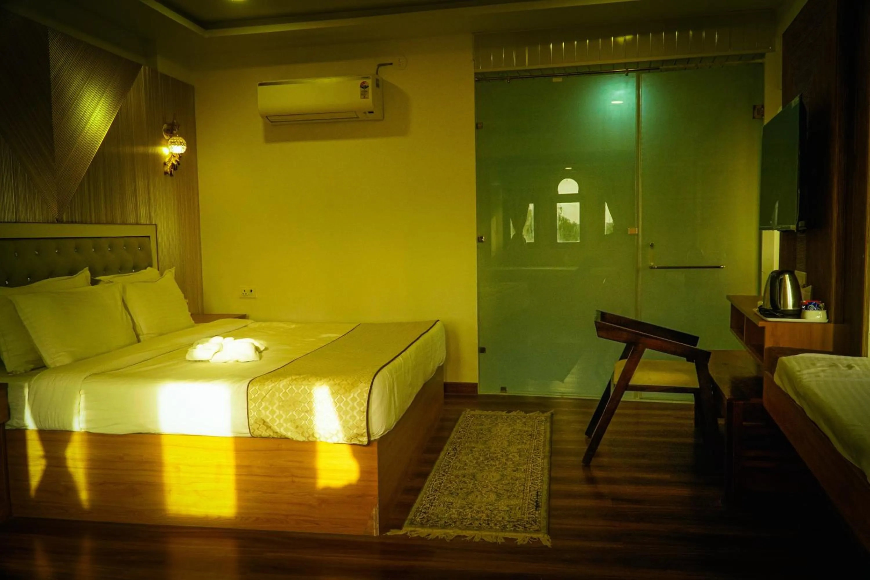 Large Double Room in Hotel Jaisal Inn - Pure Veg