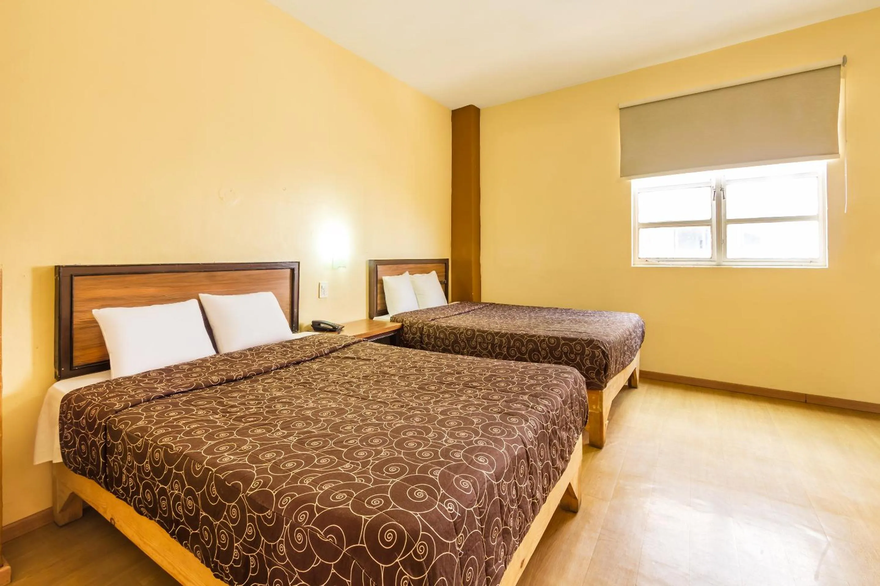 Family Room in OYO Hotel Del Parque