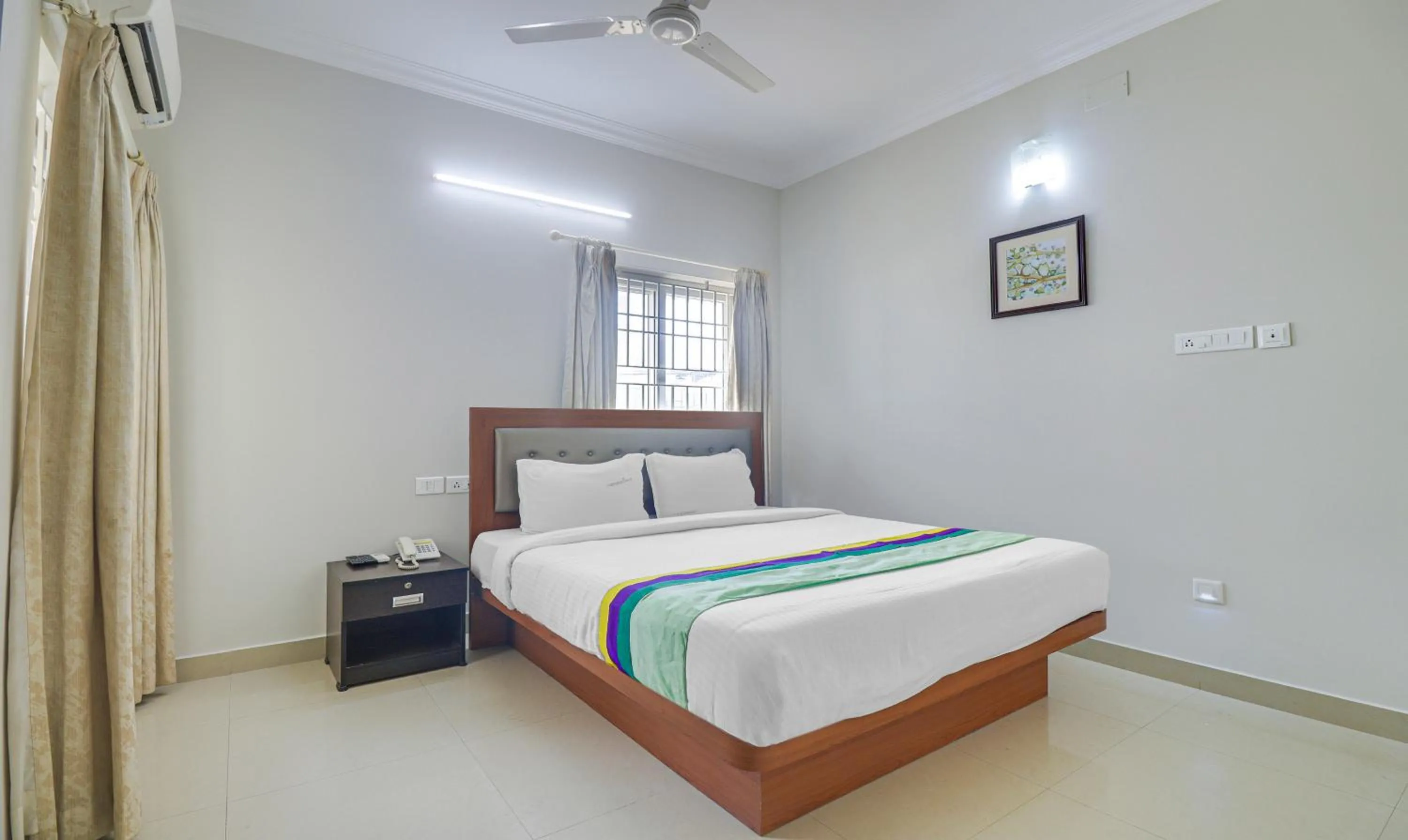 Economy Double Room - single occupancy in Treebo Rithikha Inn Elite Chennai Trade Centre