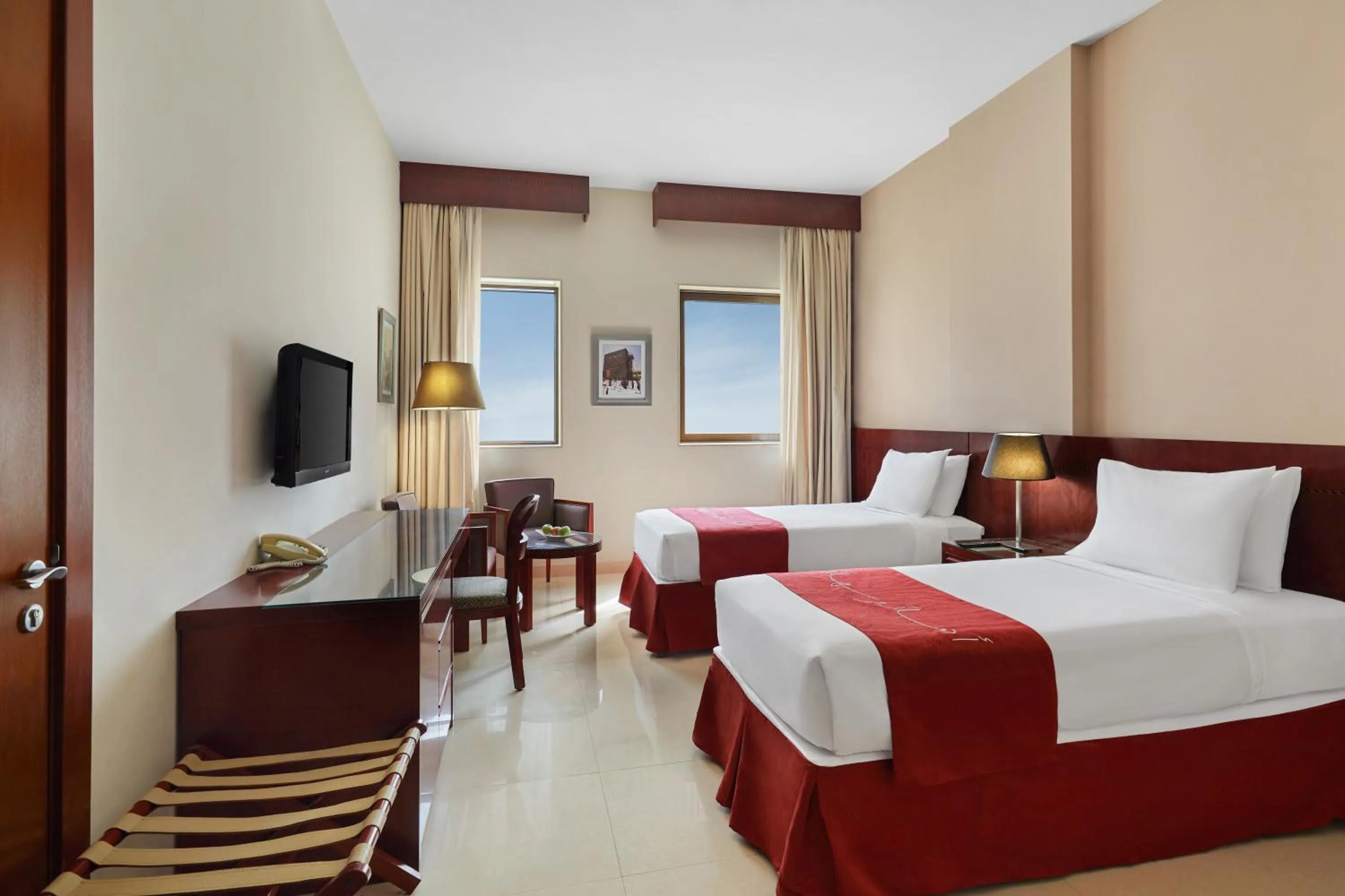Standard Twin Room in Makarem Mina Hotel