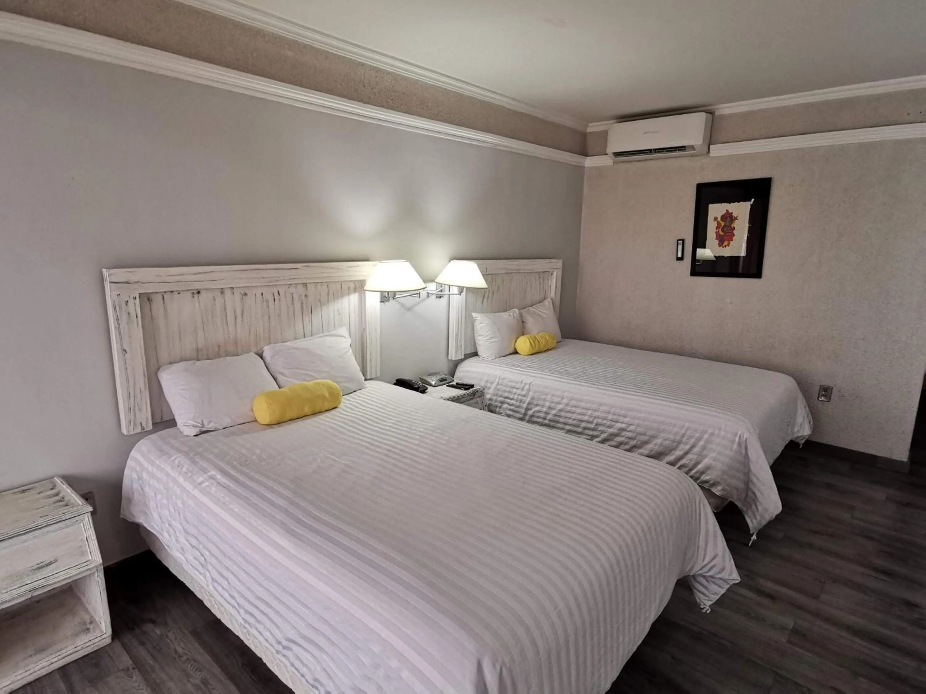 Double Room with Two Double Beds in Paraíso Express