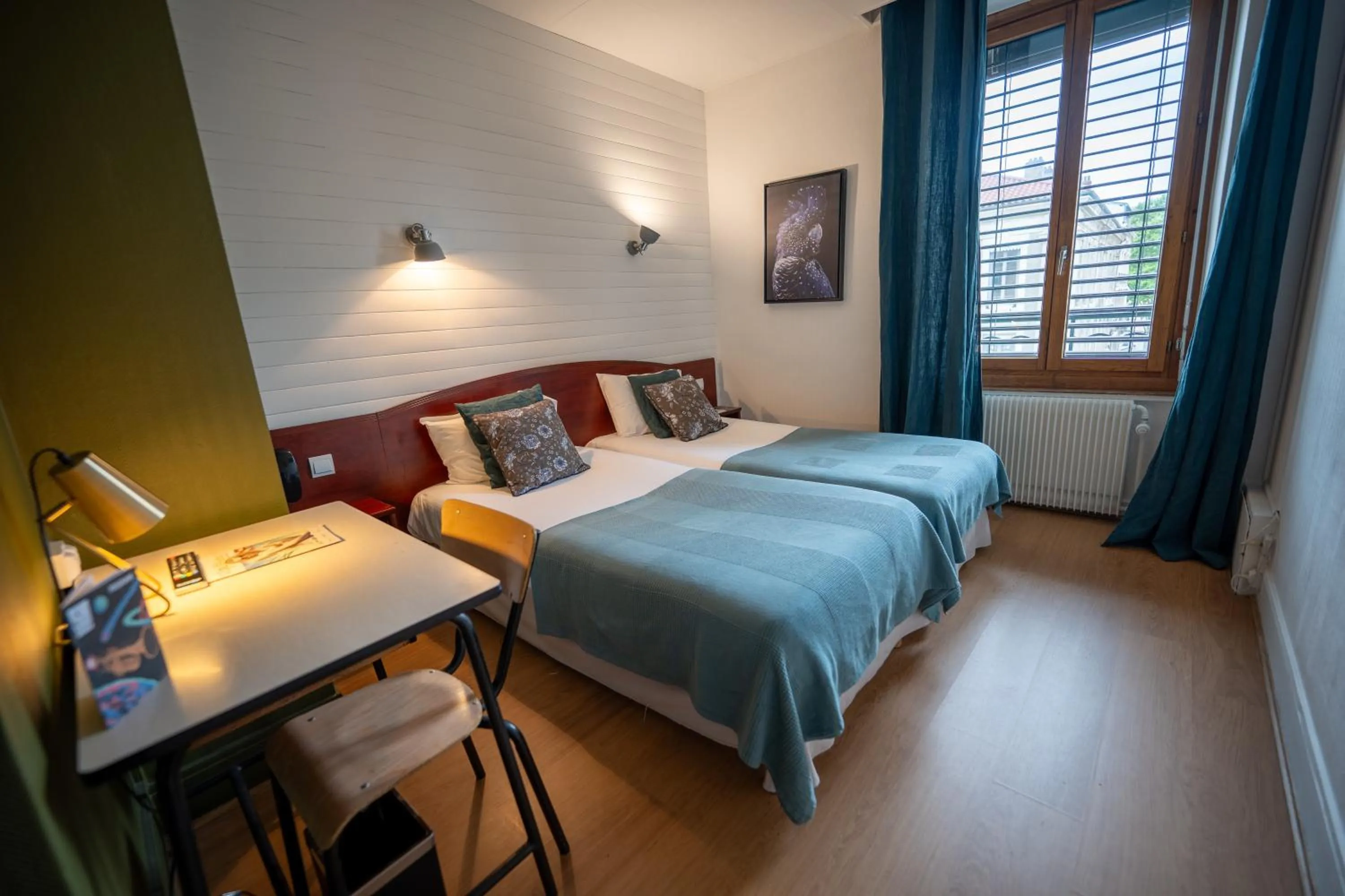 Classic Twin Room in Grand Hotel De La Poste - Lyon Sud - Vienne