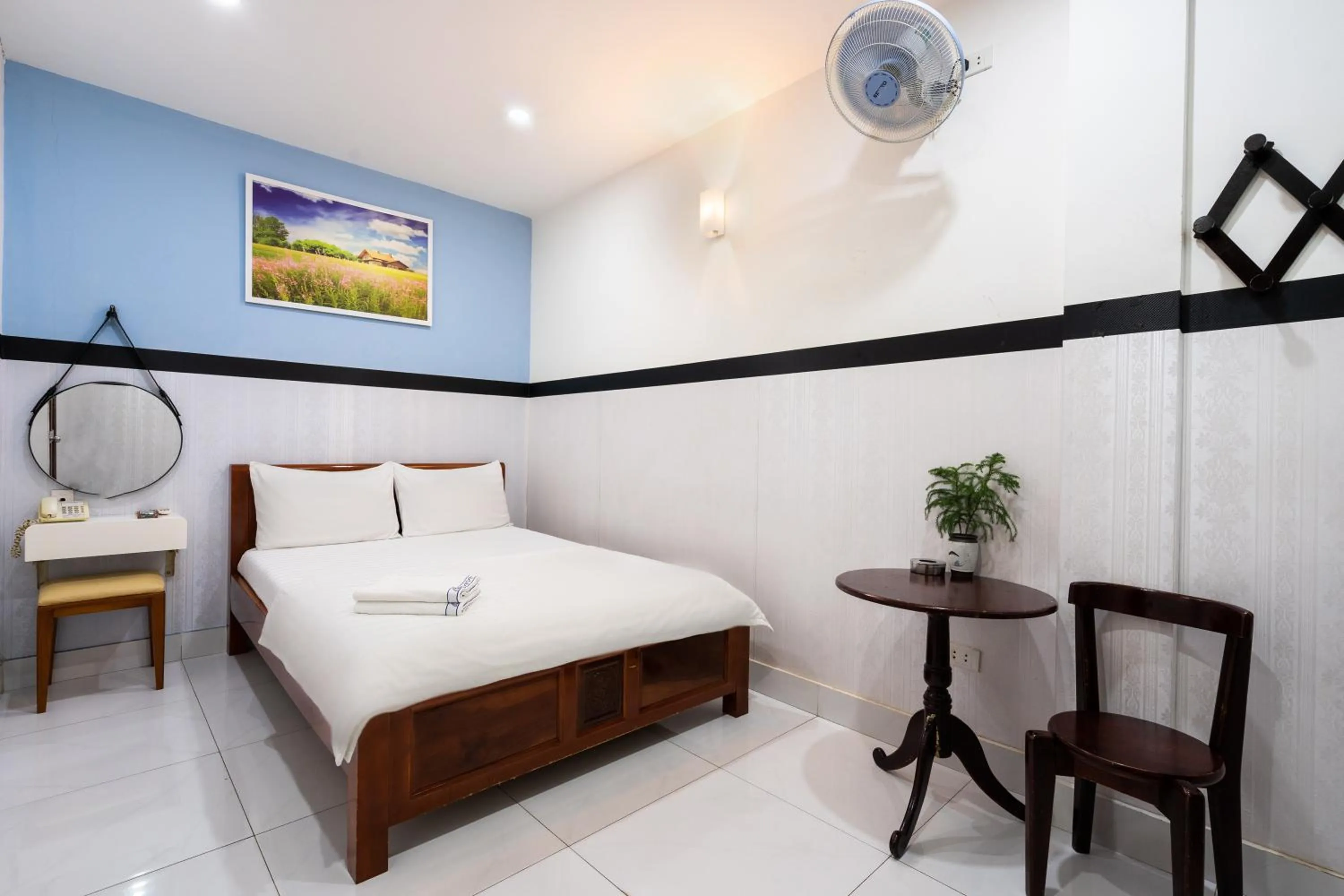 Standard Double Room in Lam Sơn Hotel