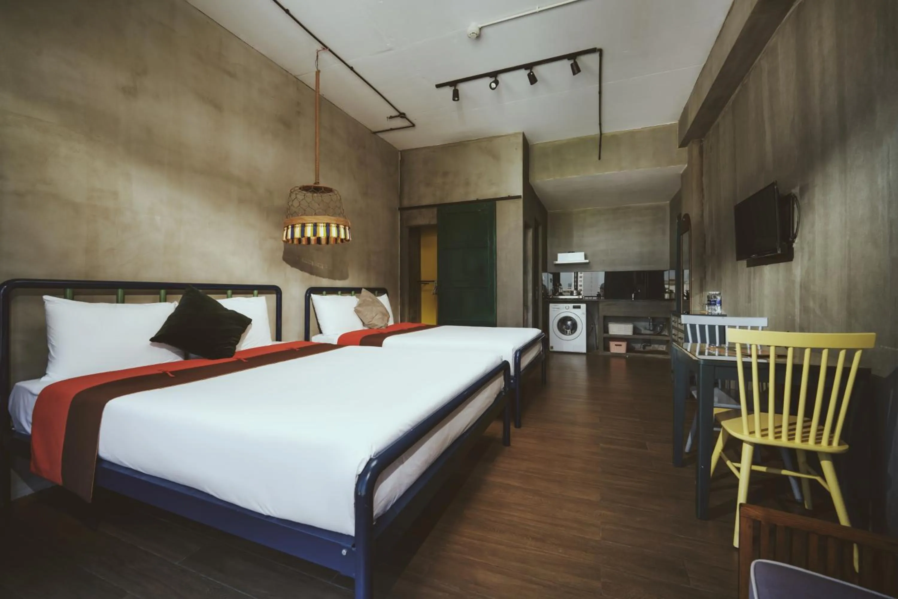 Family Room with Balcony in La Maison Des Délices