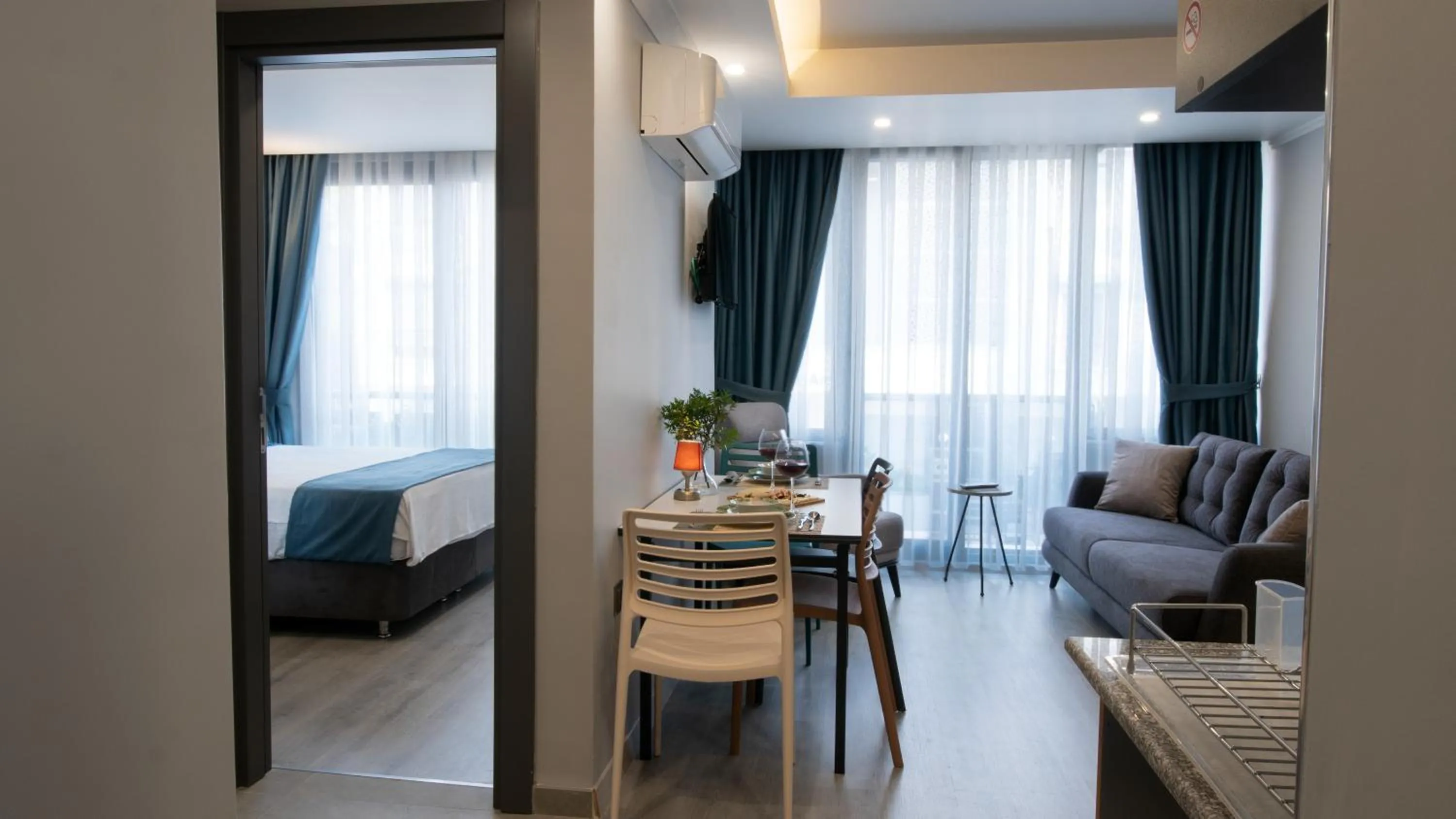 Family Suite in OPERA SUITES Apart Hotel