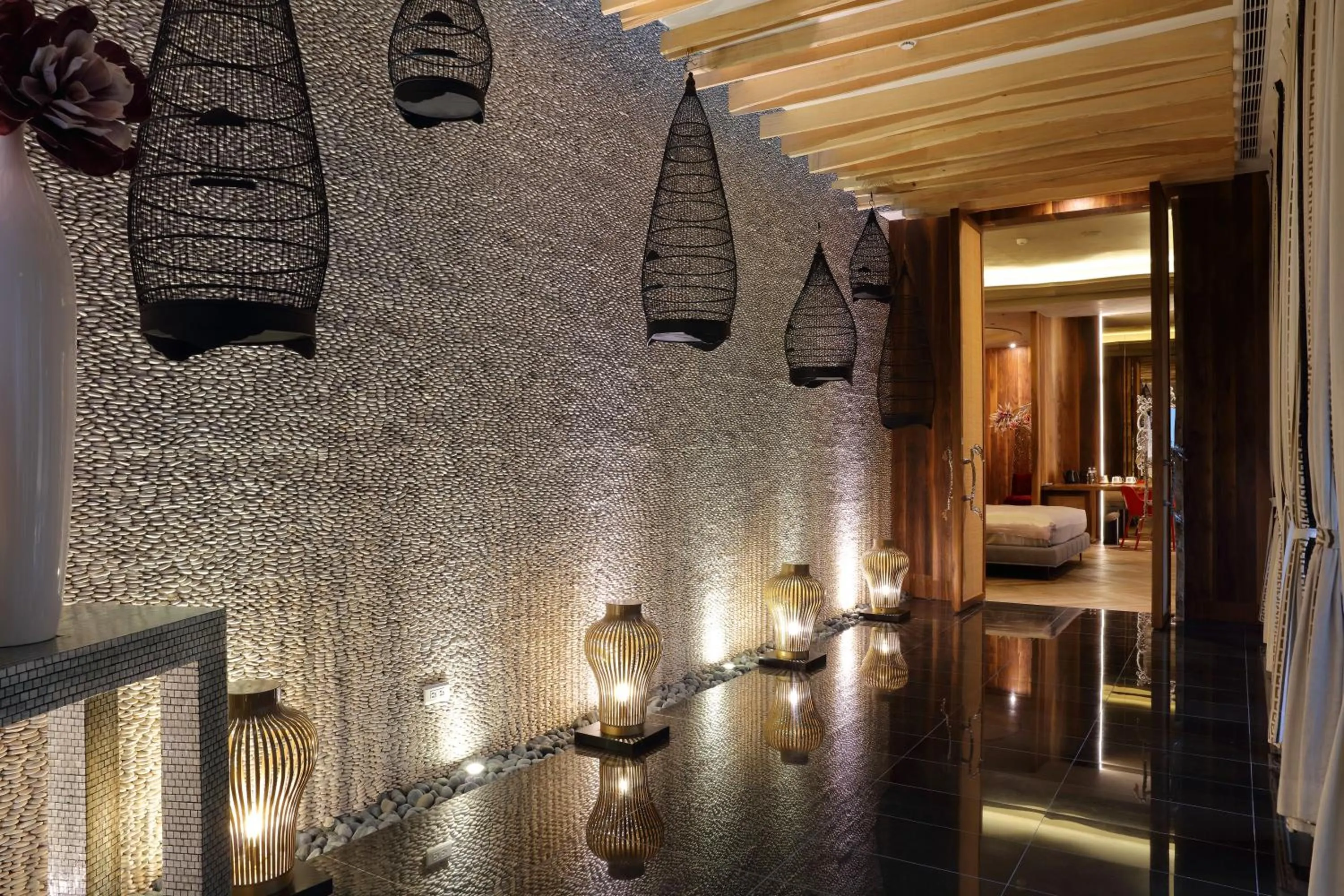 Double Room with Pool View (Check-in after 20:00) in 台北沐蘭精品旅館 大直館