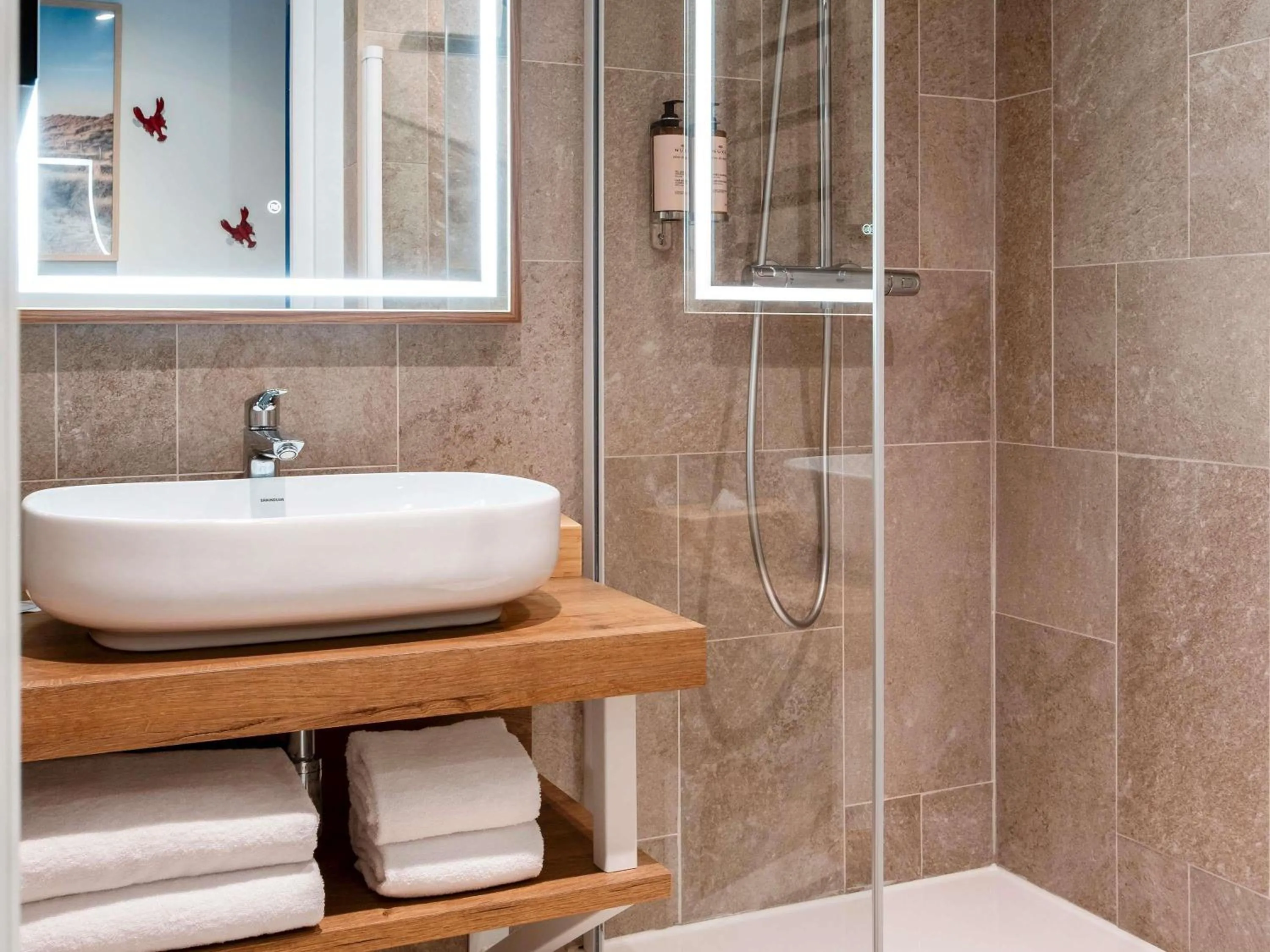 Suite in Mercure Quiberon Hotel