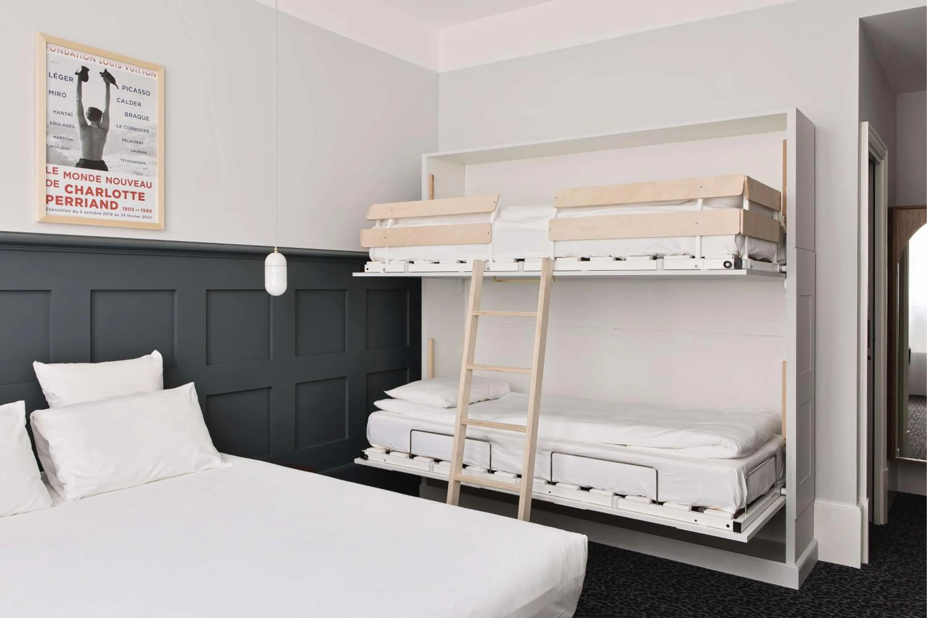 Family Room with One Queen Bed and One Bunk Bed - Non-Smoking in Hotel De Verdun 1882, BW Signature Collection