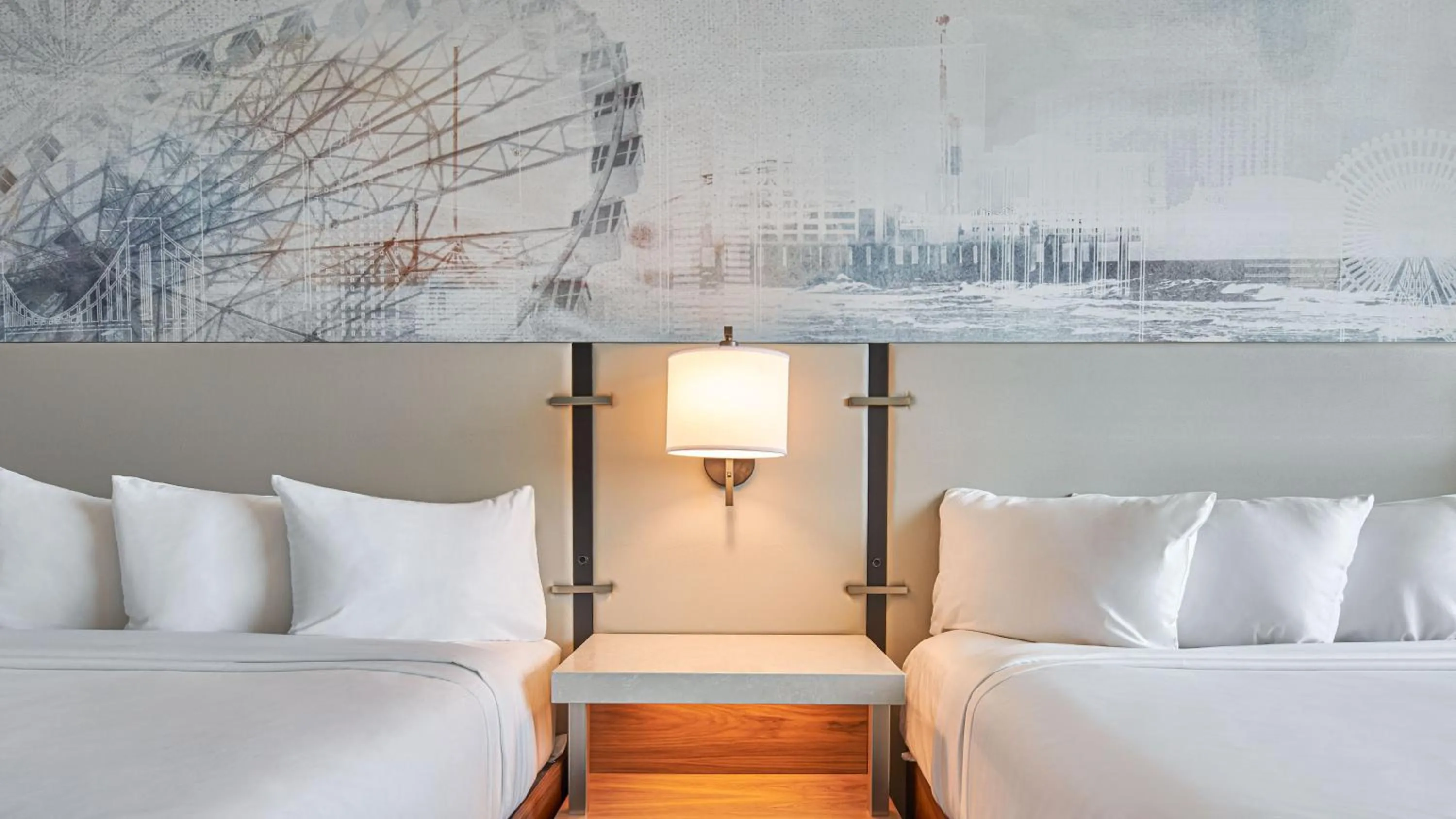 Waterfront Tower, High Floor, Bay View, 2 Queens, Non-Smoking	 in Harrah's Resort Atlantic City, A Caesars Destination