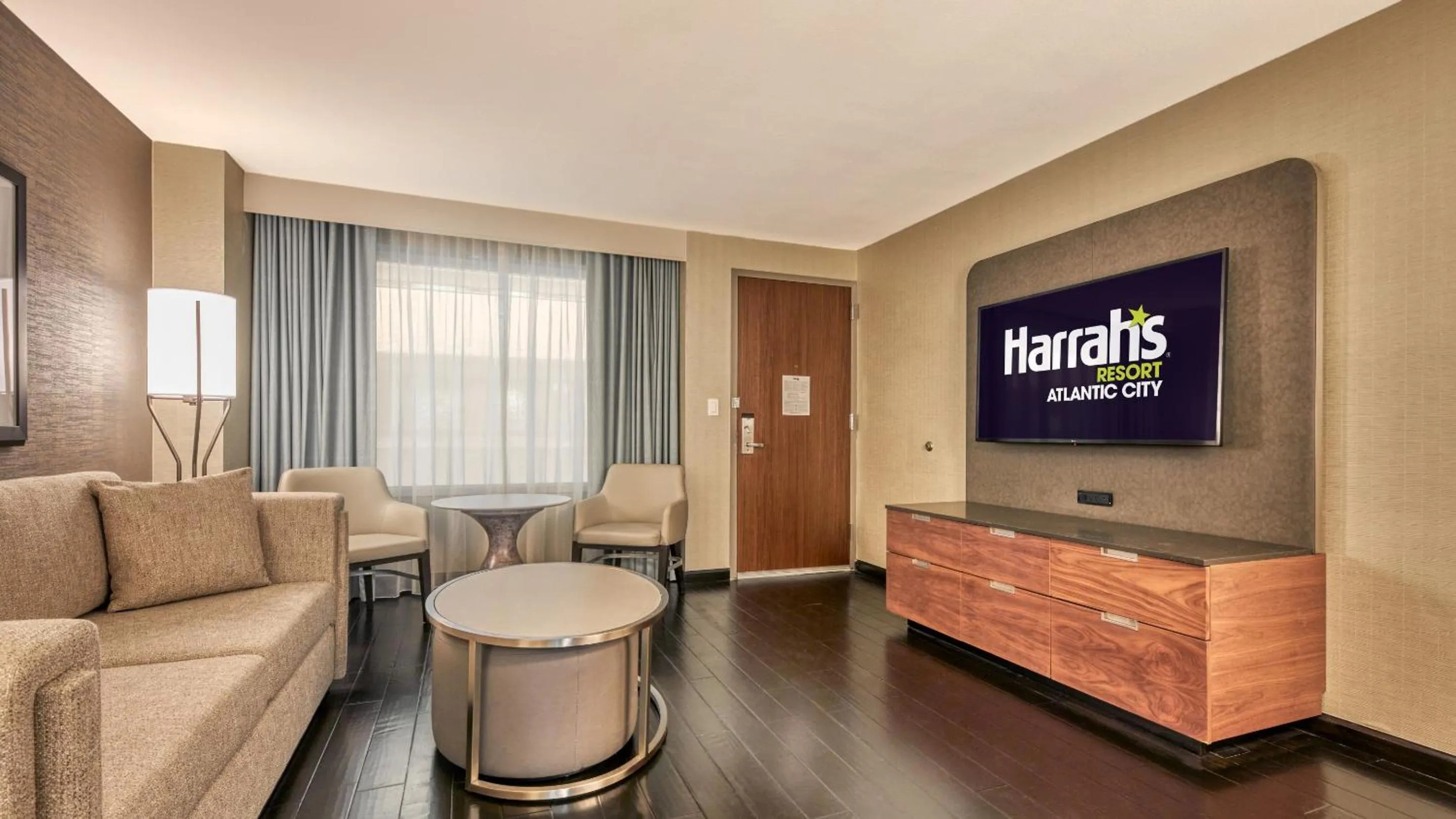 Newly Renovated Atrium Tower Suite, 1 King, Smoking in Harrah's Resort Atlantic City, A Caesars Destination