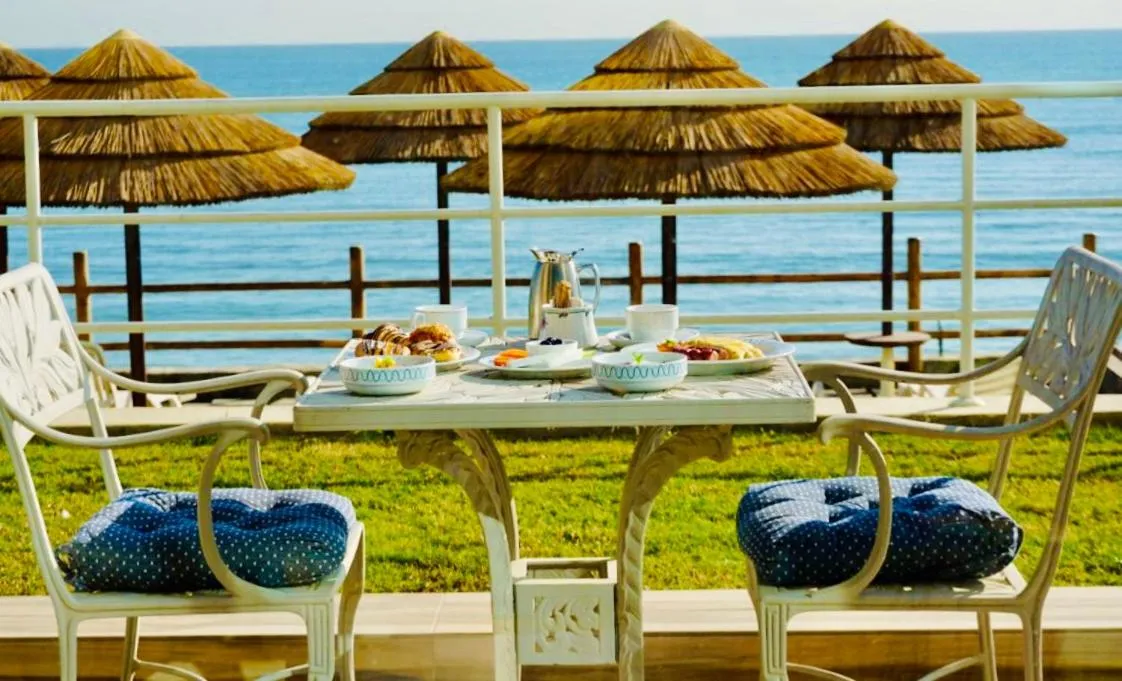 Single Room in Al Kout Beach Hotel