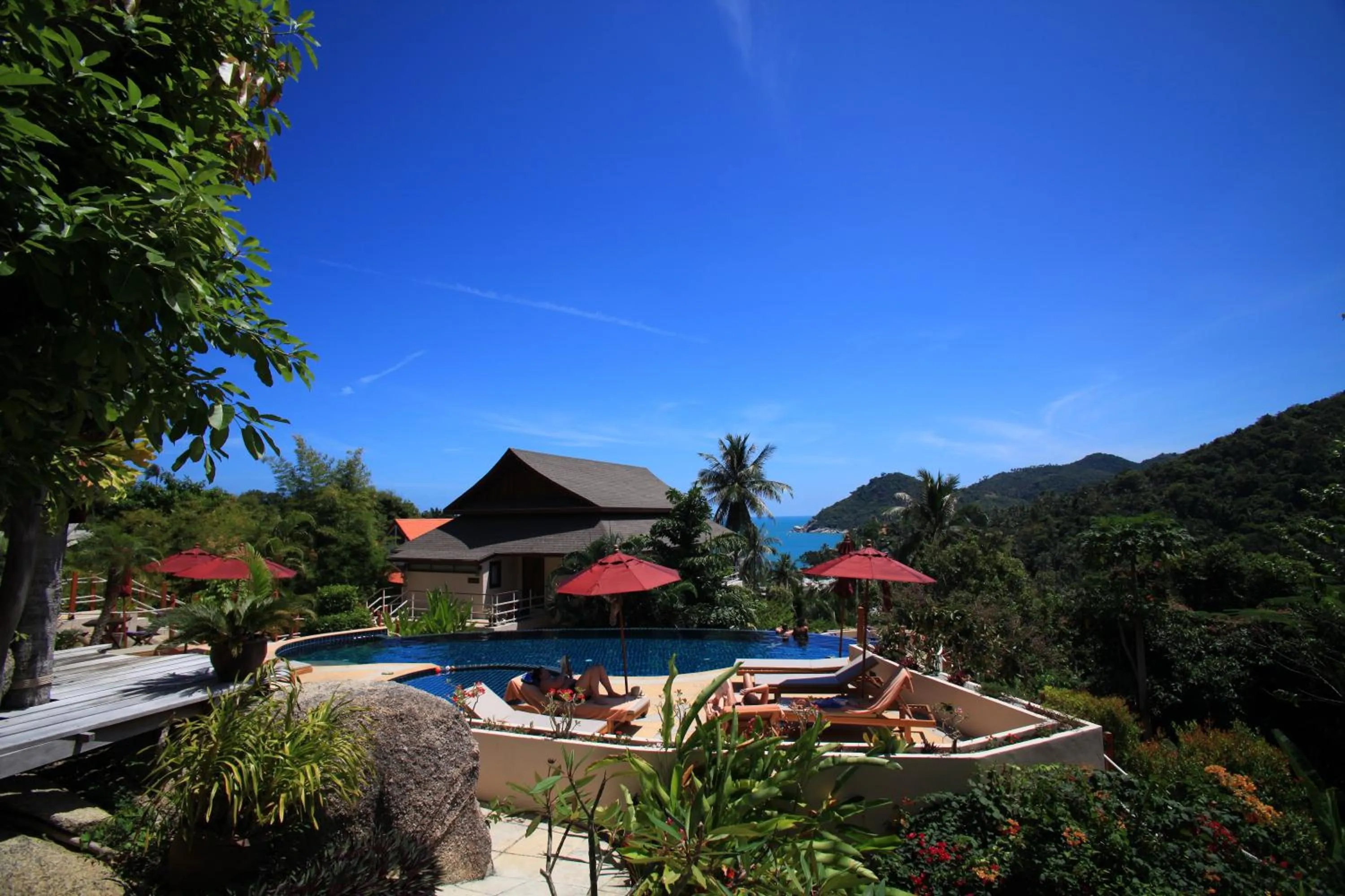 Luxury One-Bedroom Apartment in Koh Phangan Pavilions Serviced Apartments