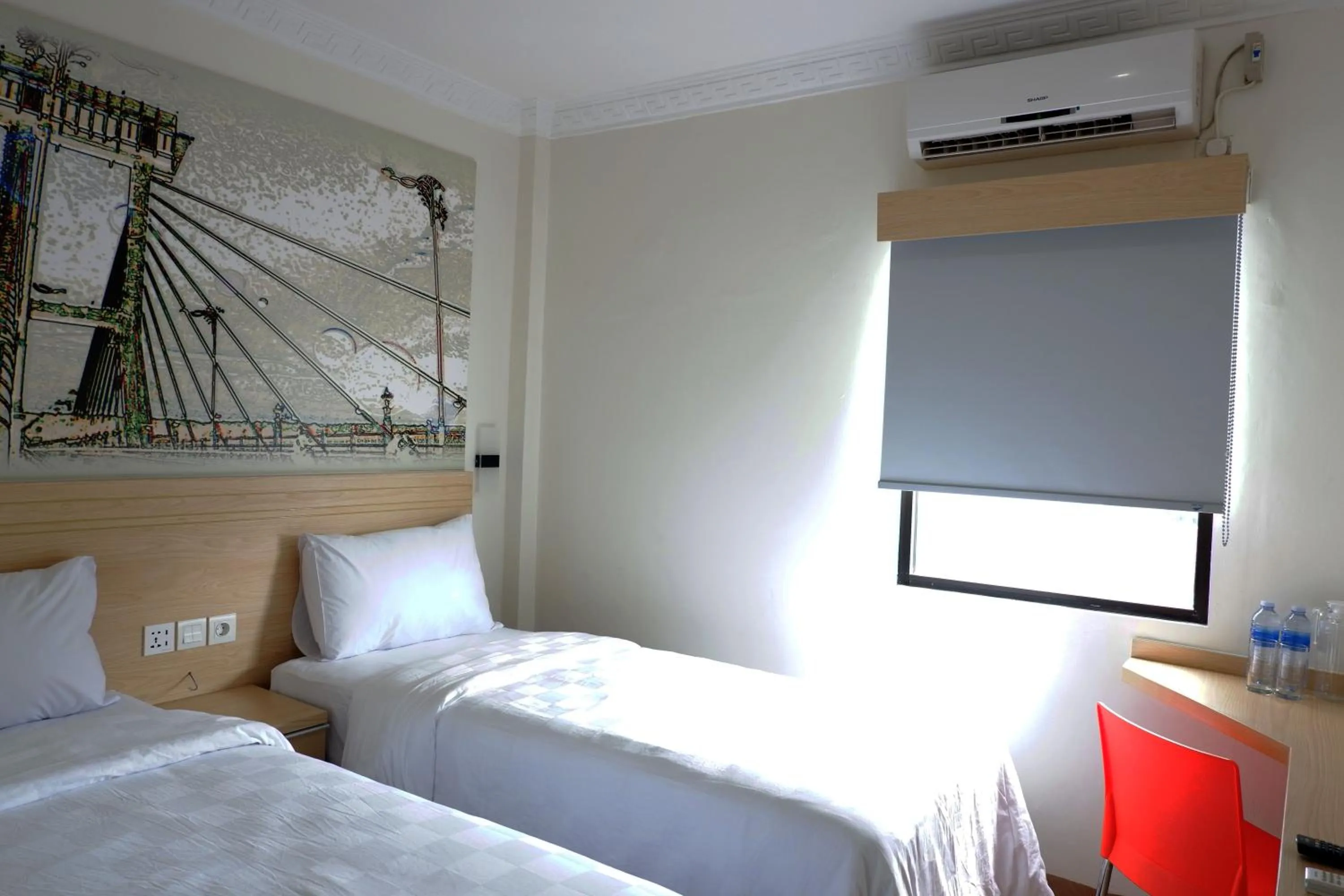 Standard Twin Room in Cordex Oase Pekanbaru