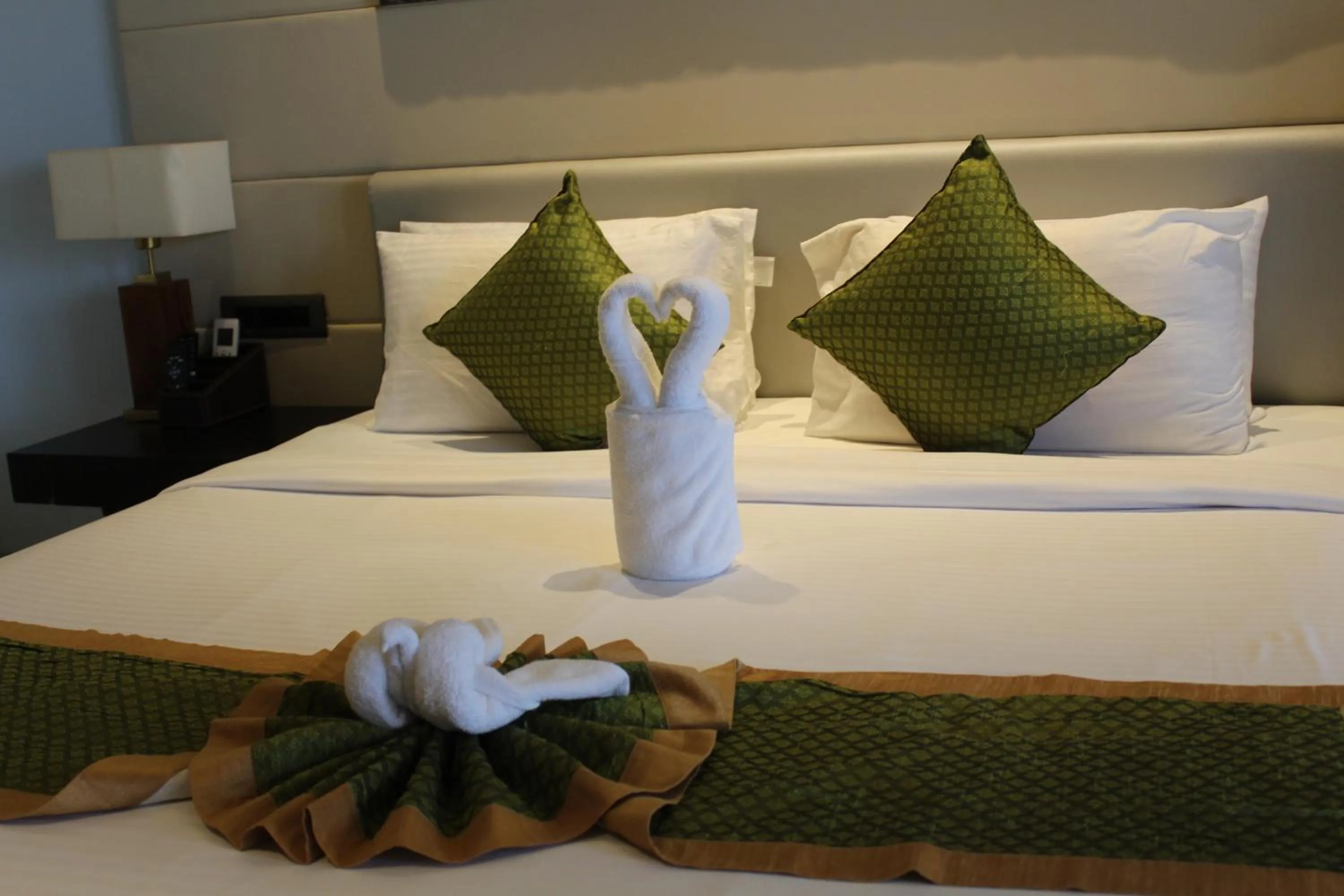 Royal Suite with Balcony - single occupancy in Regenta Place Green Leaf Mahabaleshwar