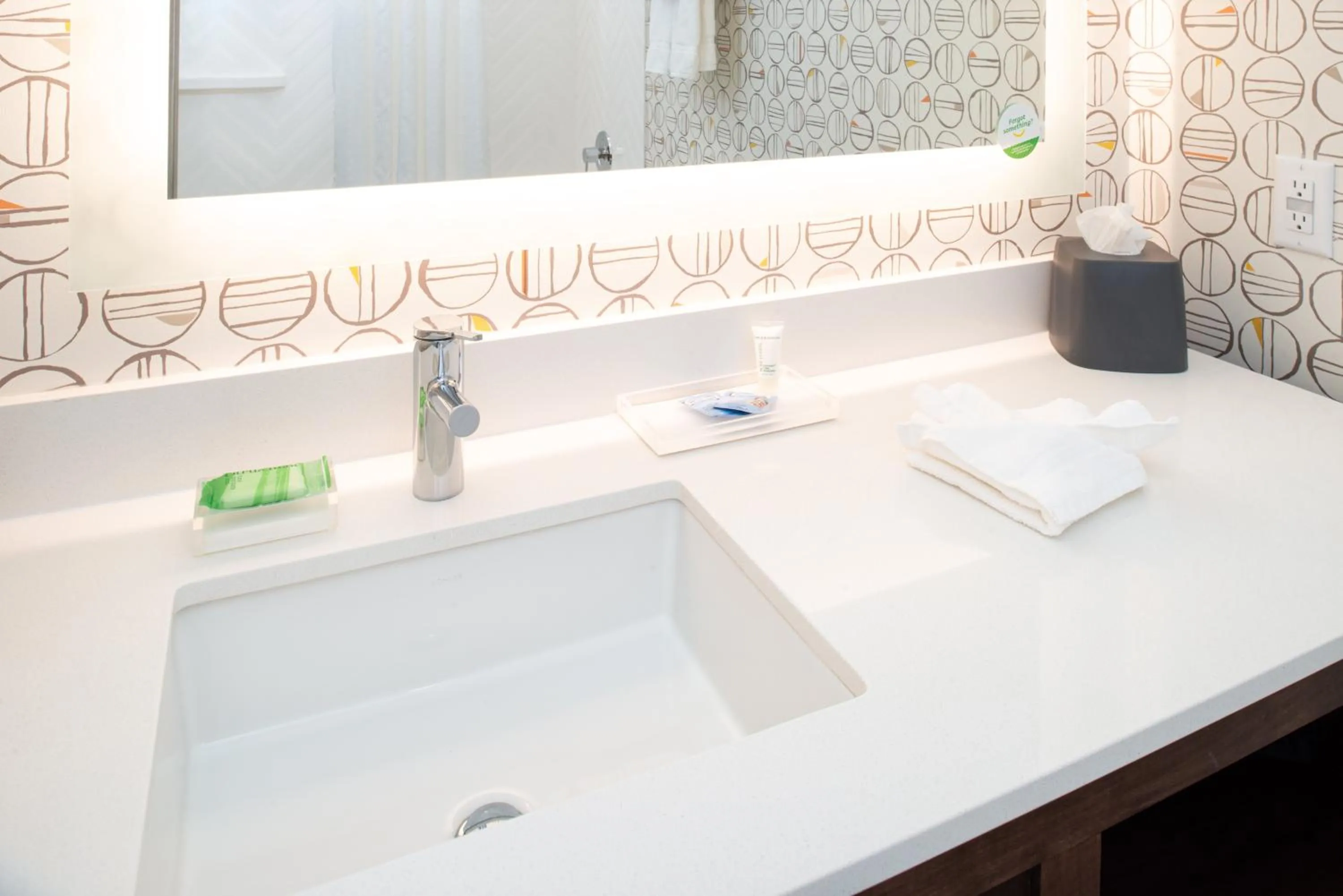 Standard King Room in Holiday Inn & Suites - Idaho Falls by IHG