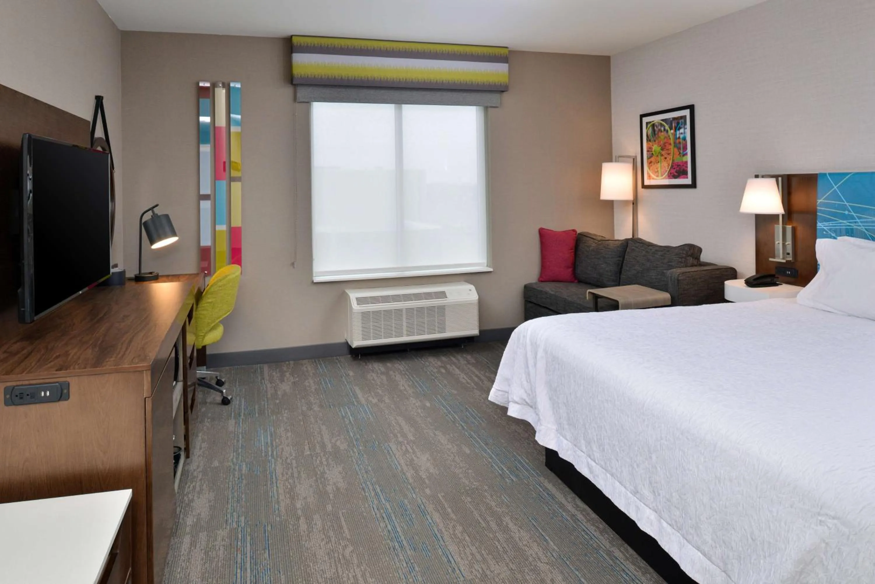 King Room - Hearing Access/Non-Smoking in Hampton Inn & Suites Adrian, Mi