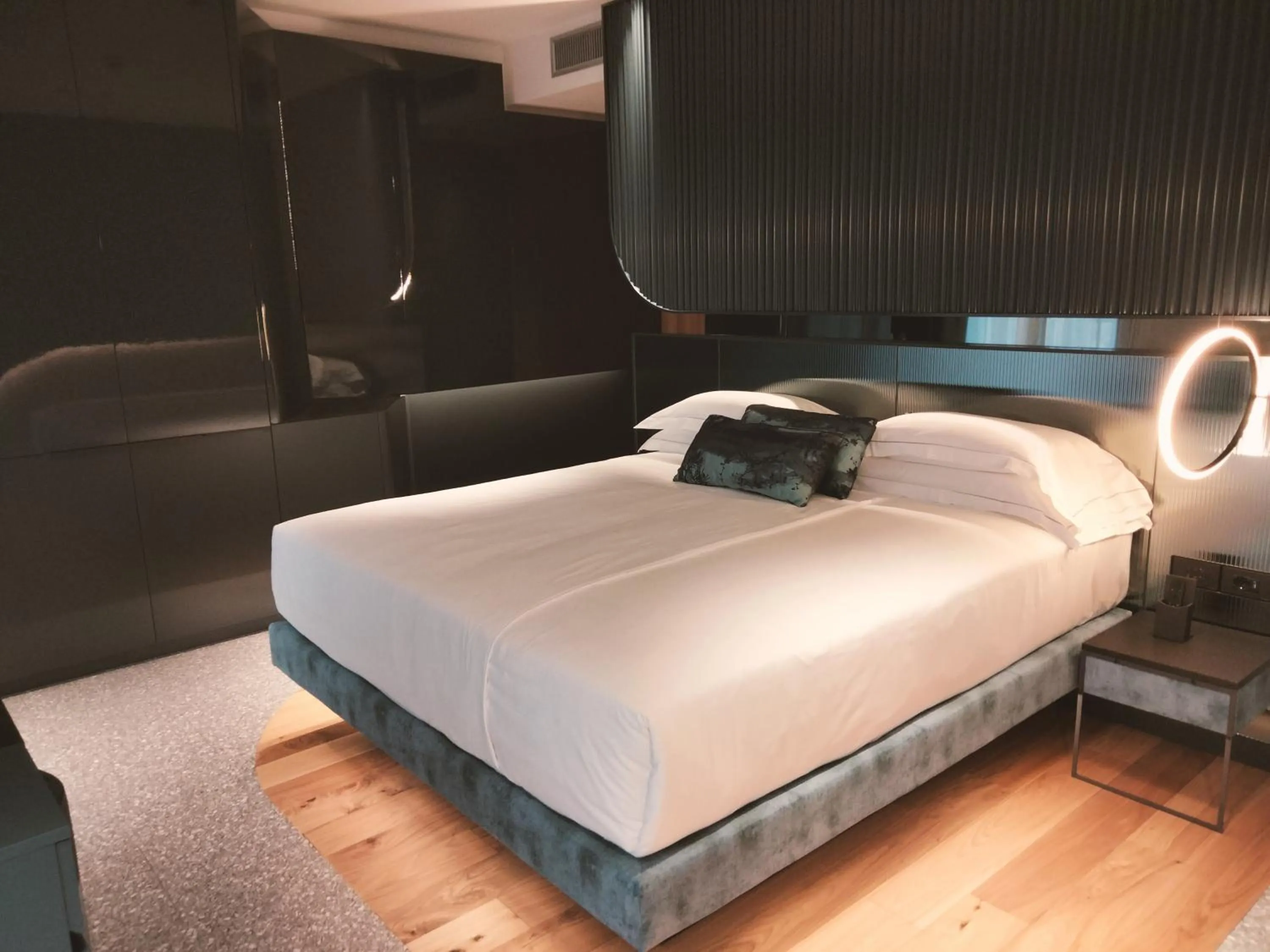 Junior King Suite with One King Bed - Ground Floor/Non-Smoking in Hotel Ristorante Al Caminetto WorldHotels Crafted Adults Only