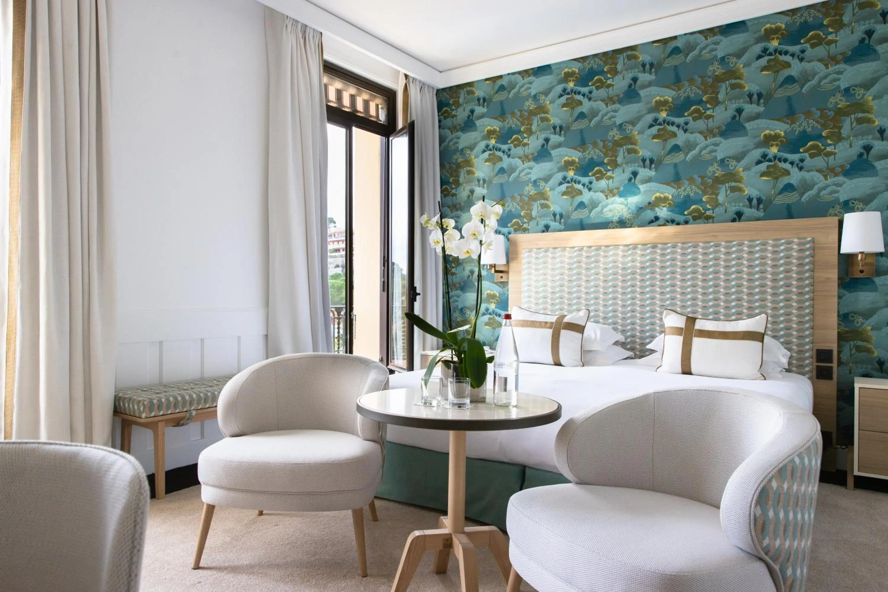 Deluxe Double or Twin Room with Sea View in Hotel Royal-Riviera