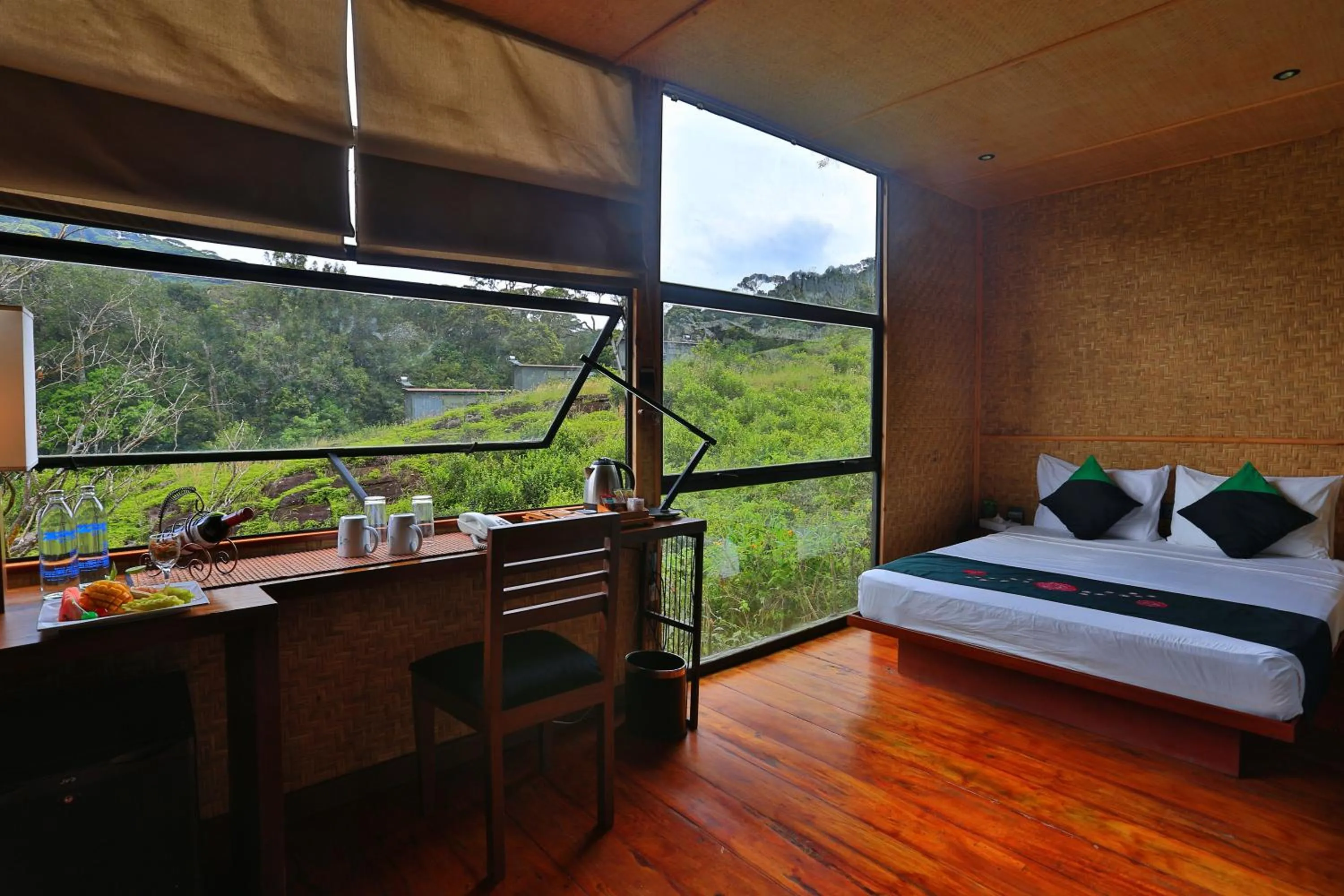 Chalet - single occupancy in The Rainforest Ecolodge - Sinharaja with Shuttle Service from Car Park