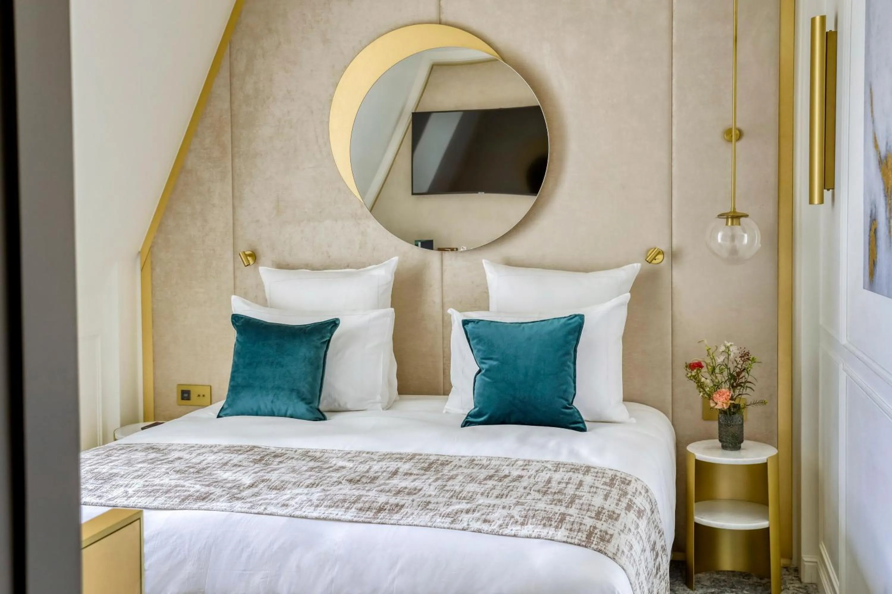 Superior Twin Room in Maison Albar - Le Vendome