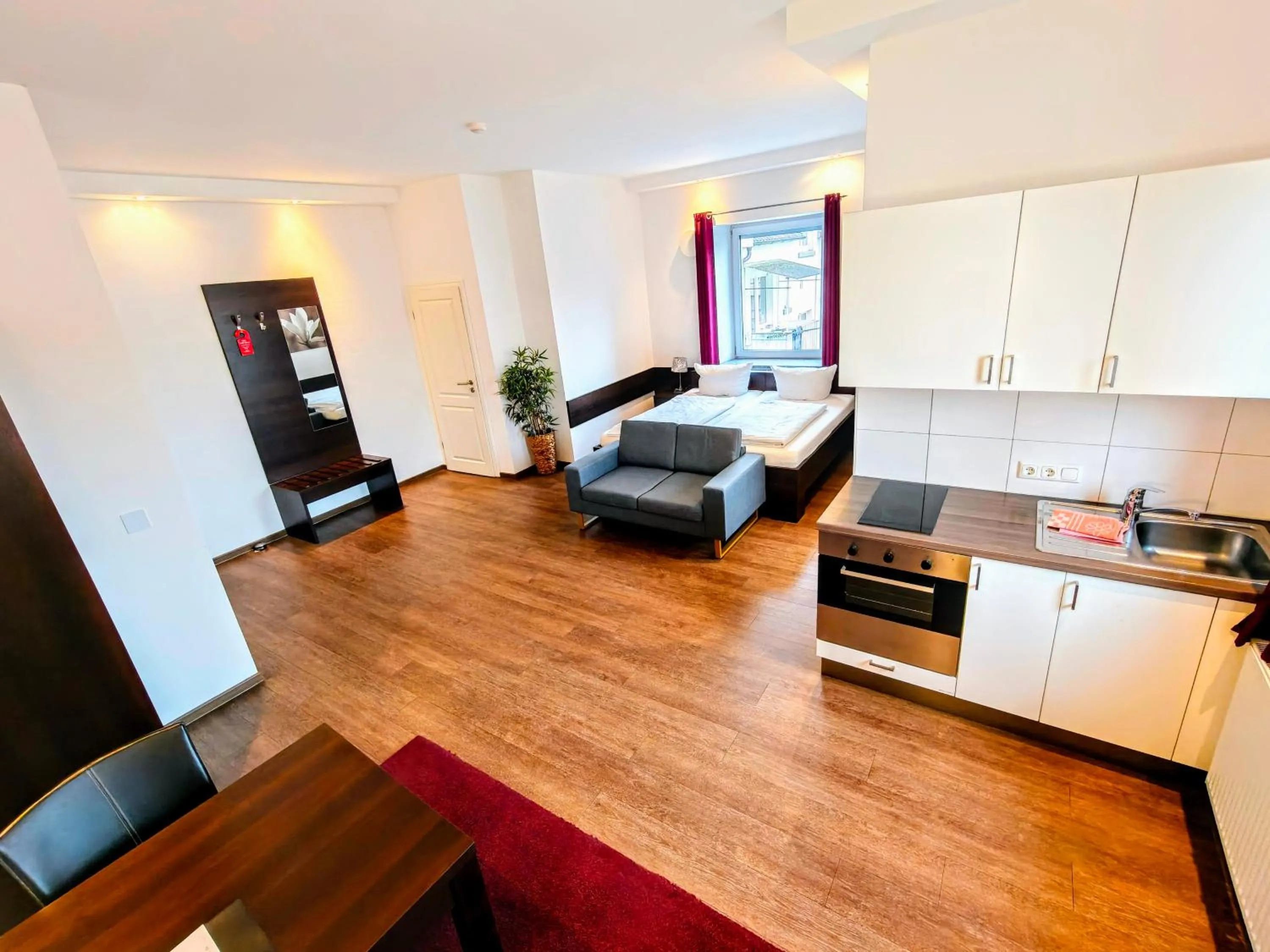 Komfort Apartment / Dreibett-Apartment - single occupancy in Aparthotel - Stadtvilla Premium